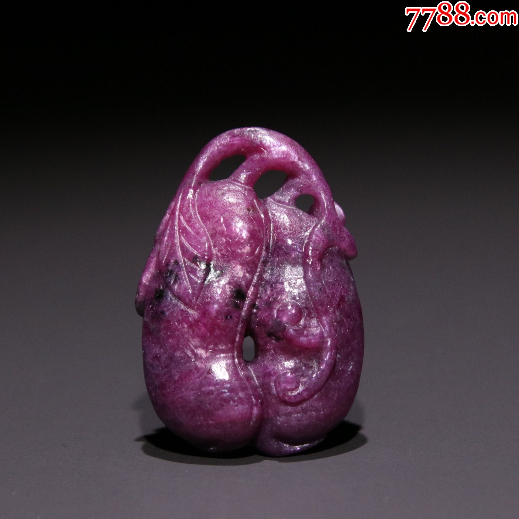 红宝石瓜果挂件