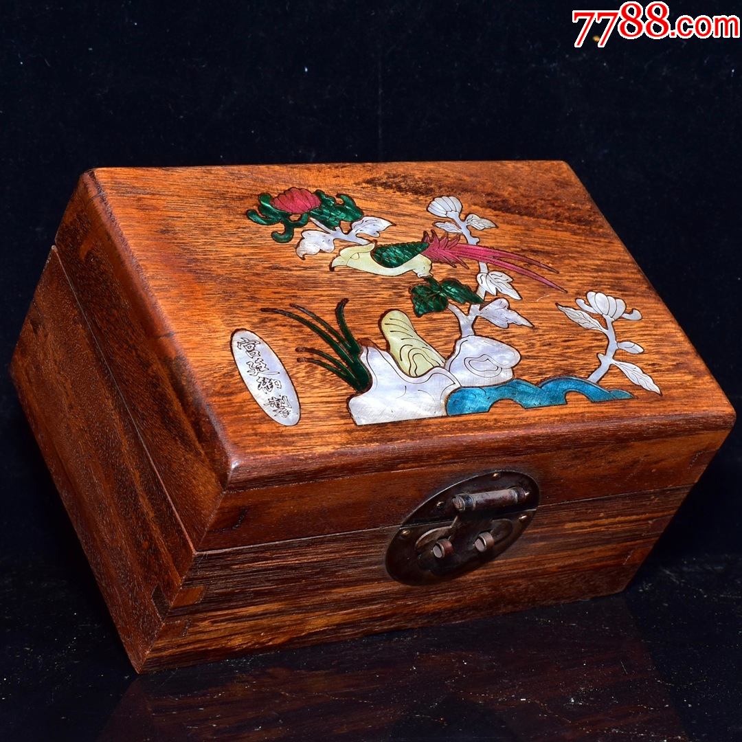 珍藏花梨木镶嵌贝壳鸟语花香盒子