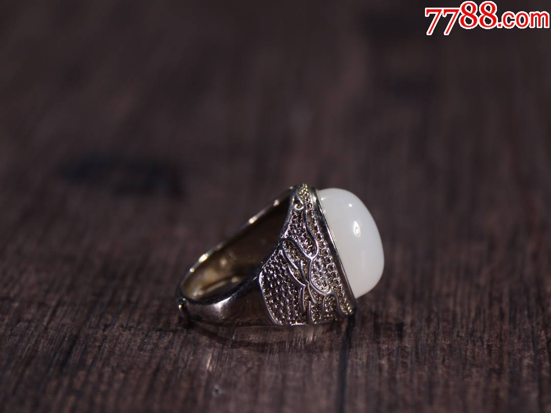 和田玉独籽原石镶银戒指