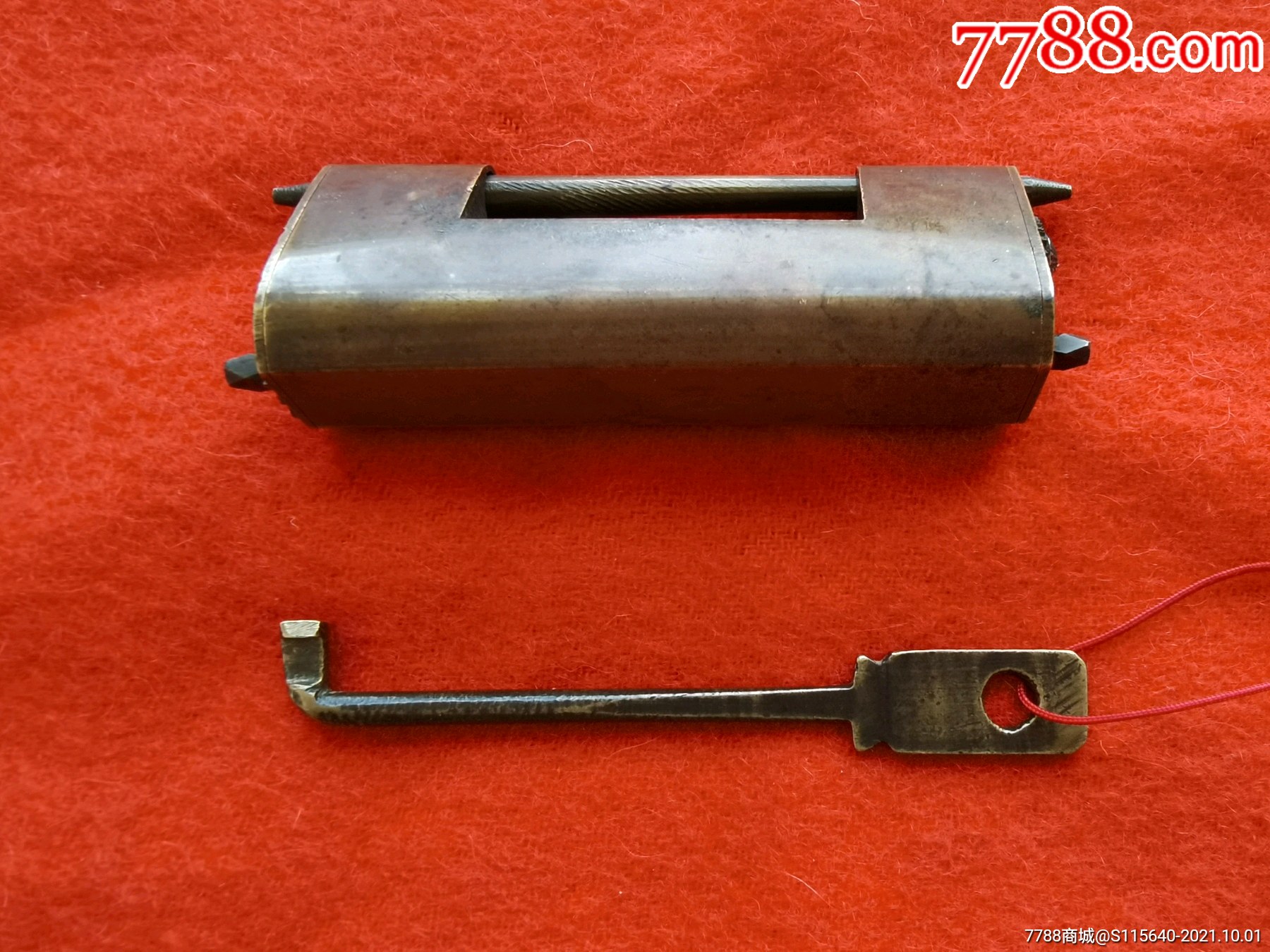 老铜锁暗门五开机关锁