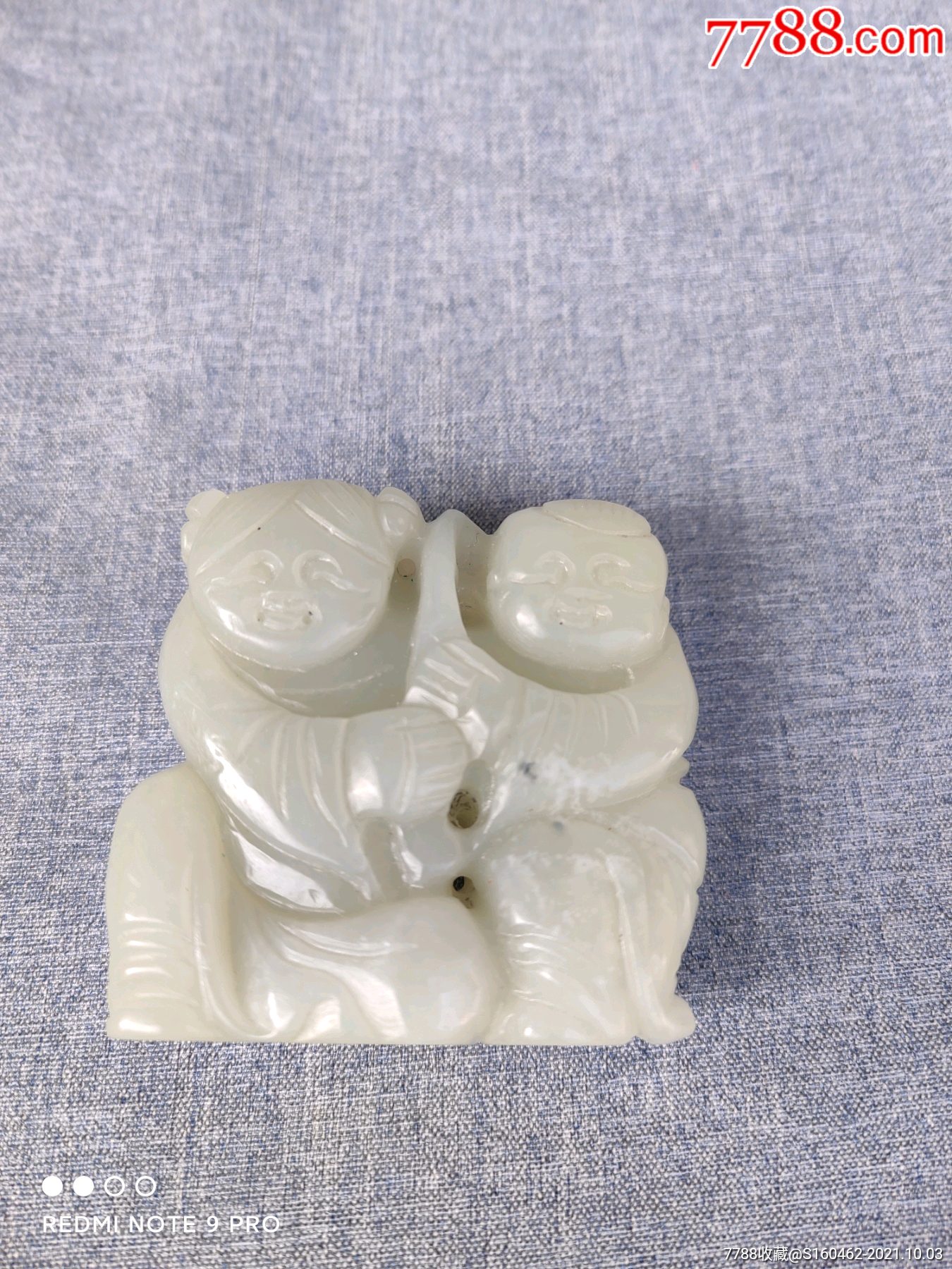 和田玉娃娃小摆件