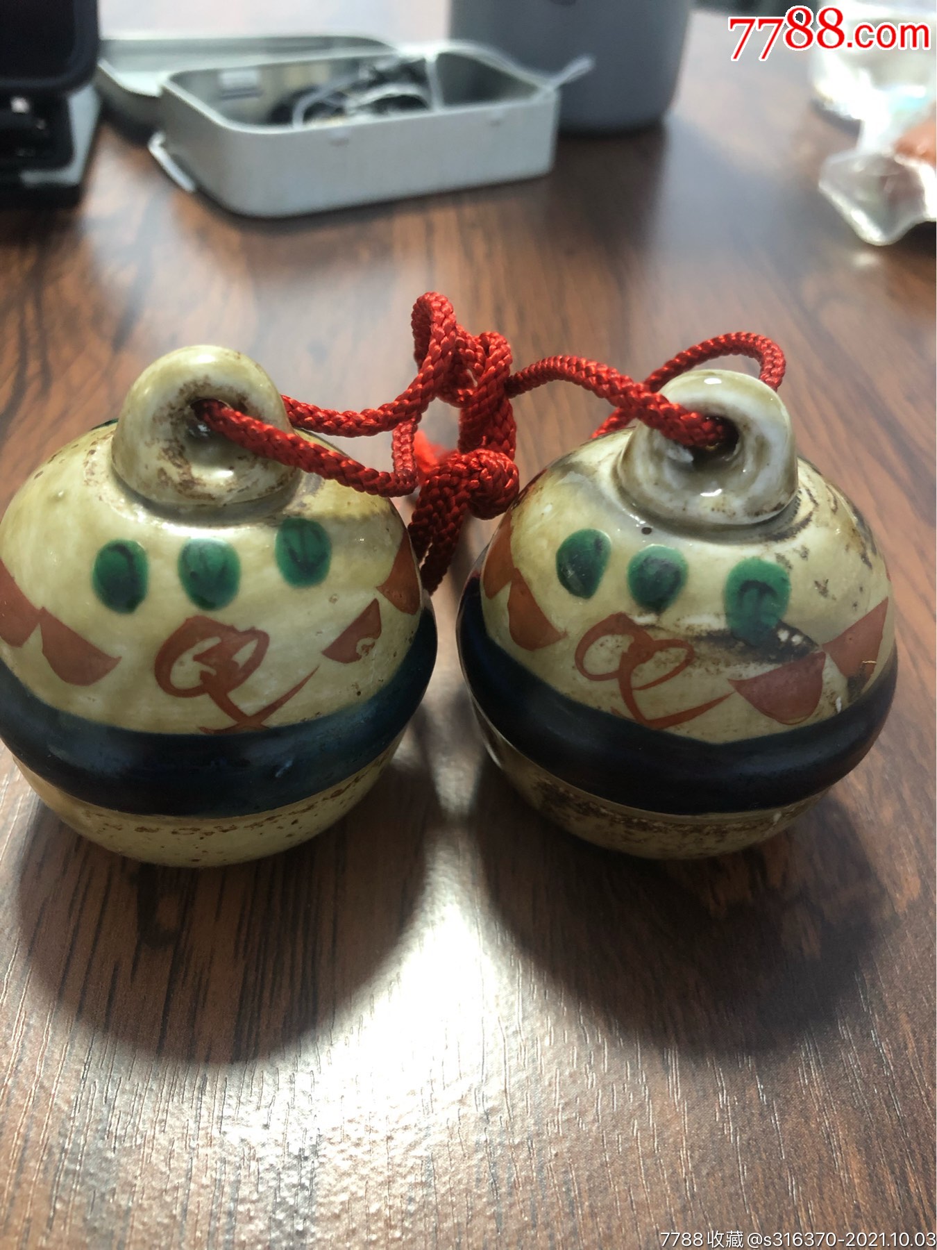 日本舶来品九谷瓷铃铛一对