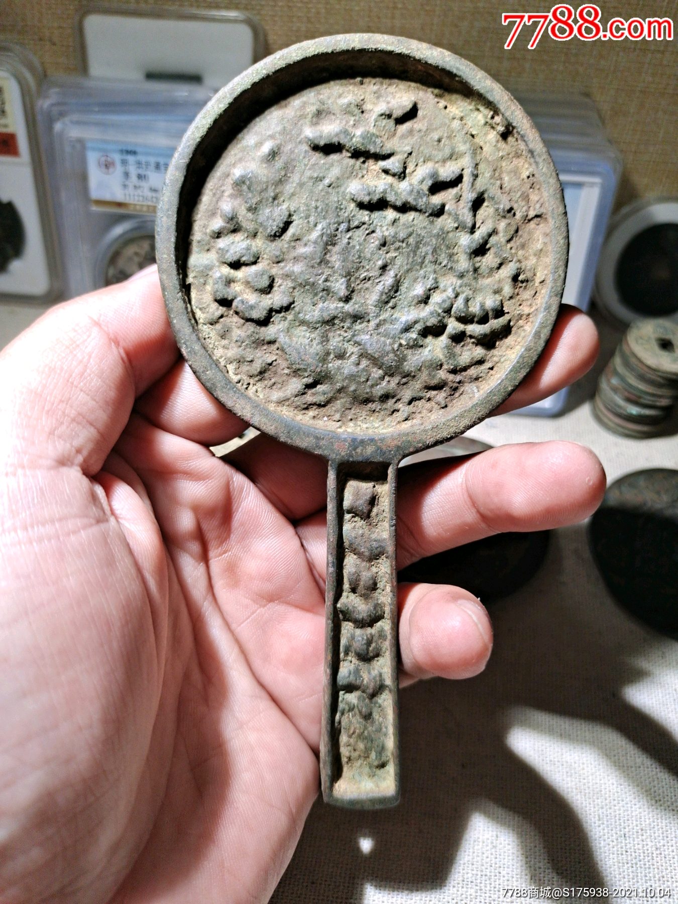 元手柄镜_铜镜_第1张_7788小人书