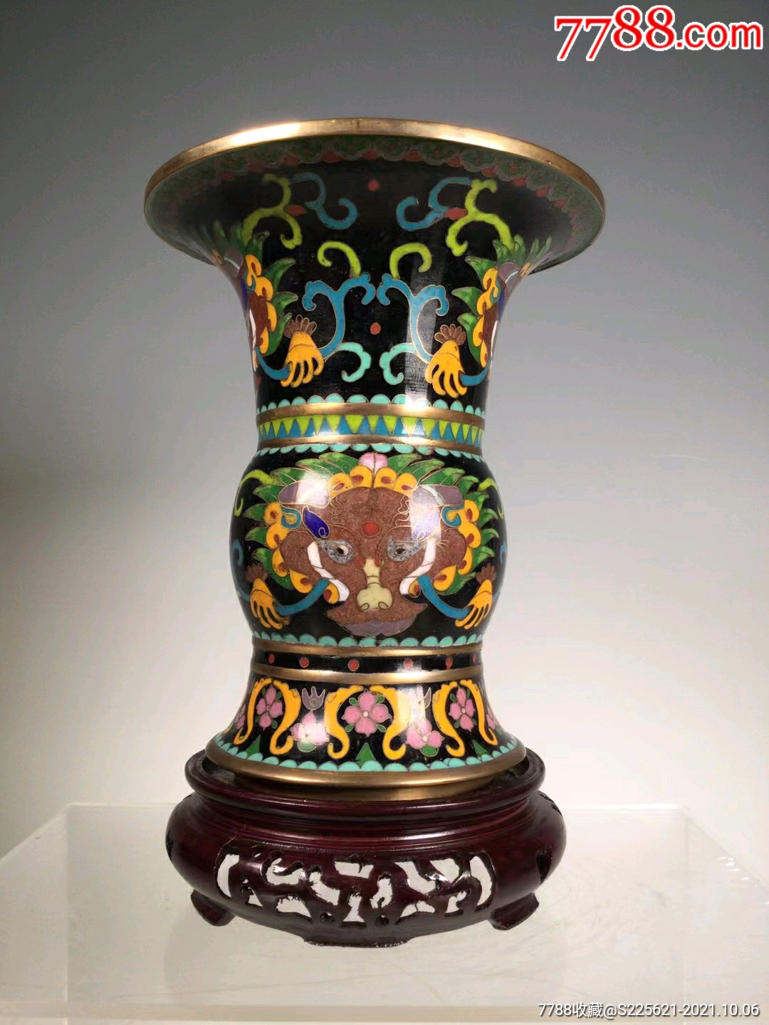 创汇时期景泰蓝饕餮纹凤尾尊