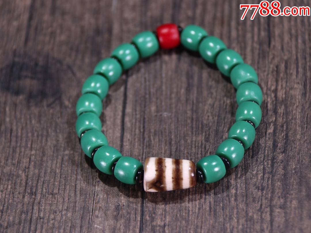 藏传精品老残断珠绿雪巴手串