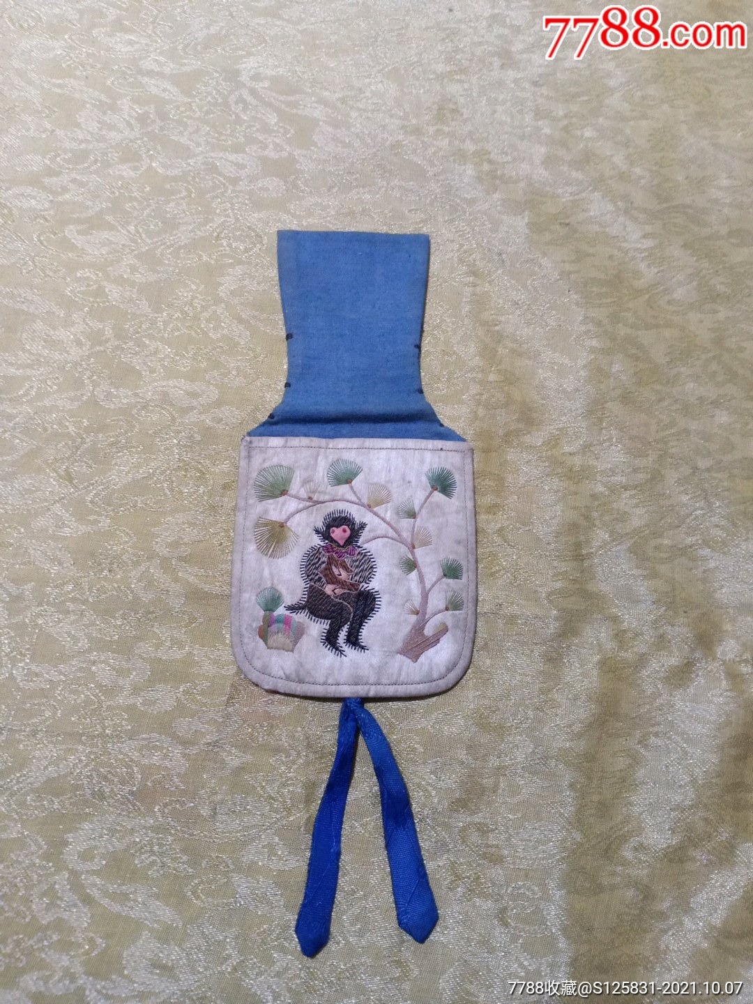 松树猴子烟荷包