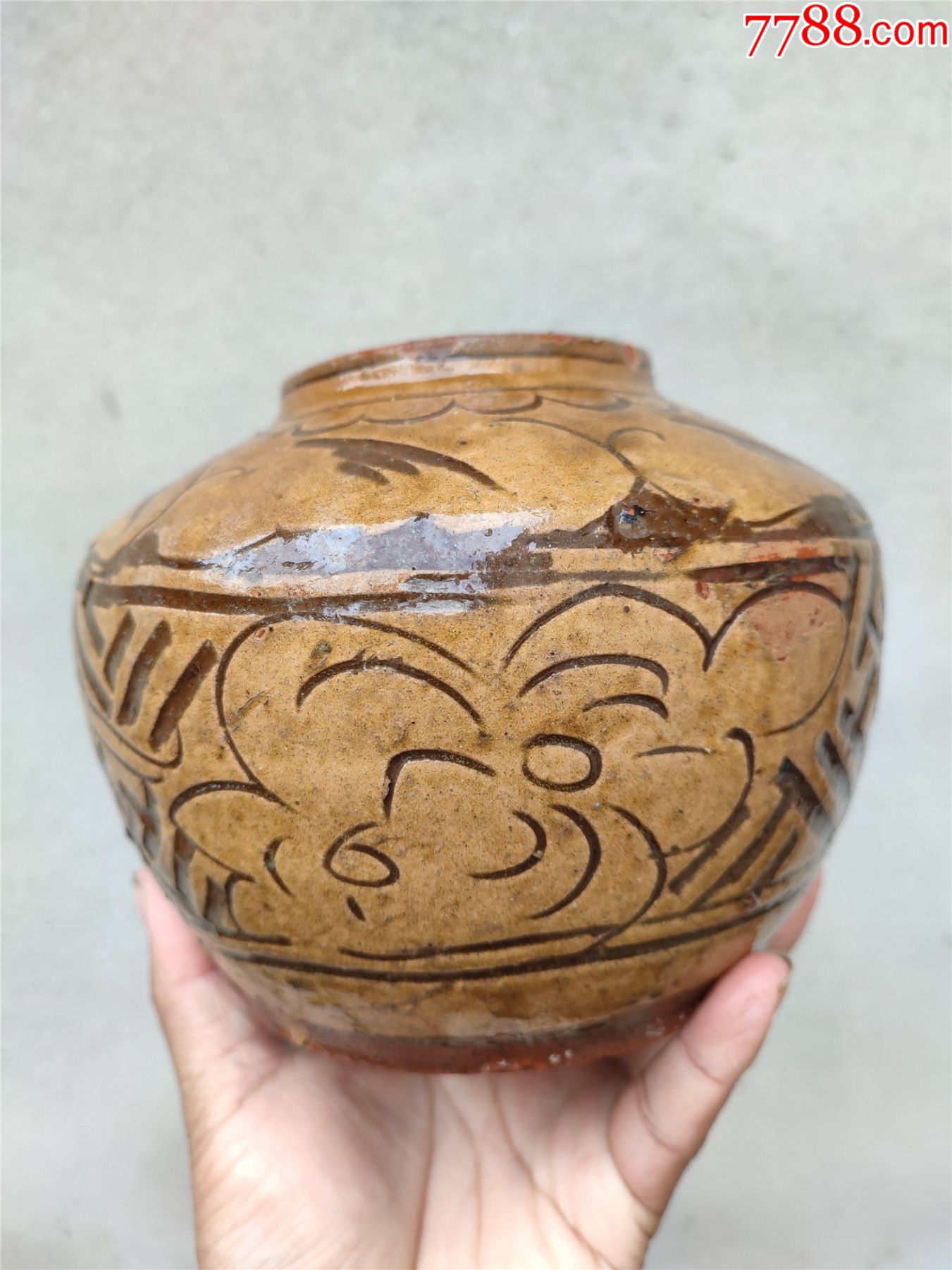 全品马口窑陶器坛子,高14厘米,直径15厘米,全品如图