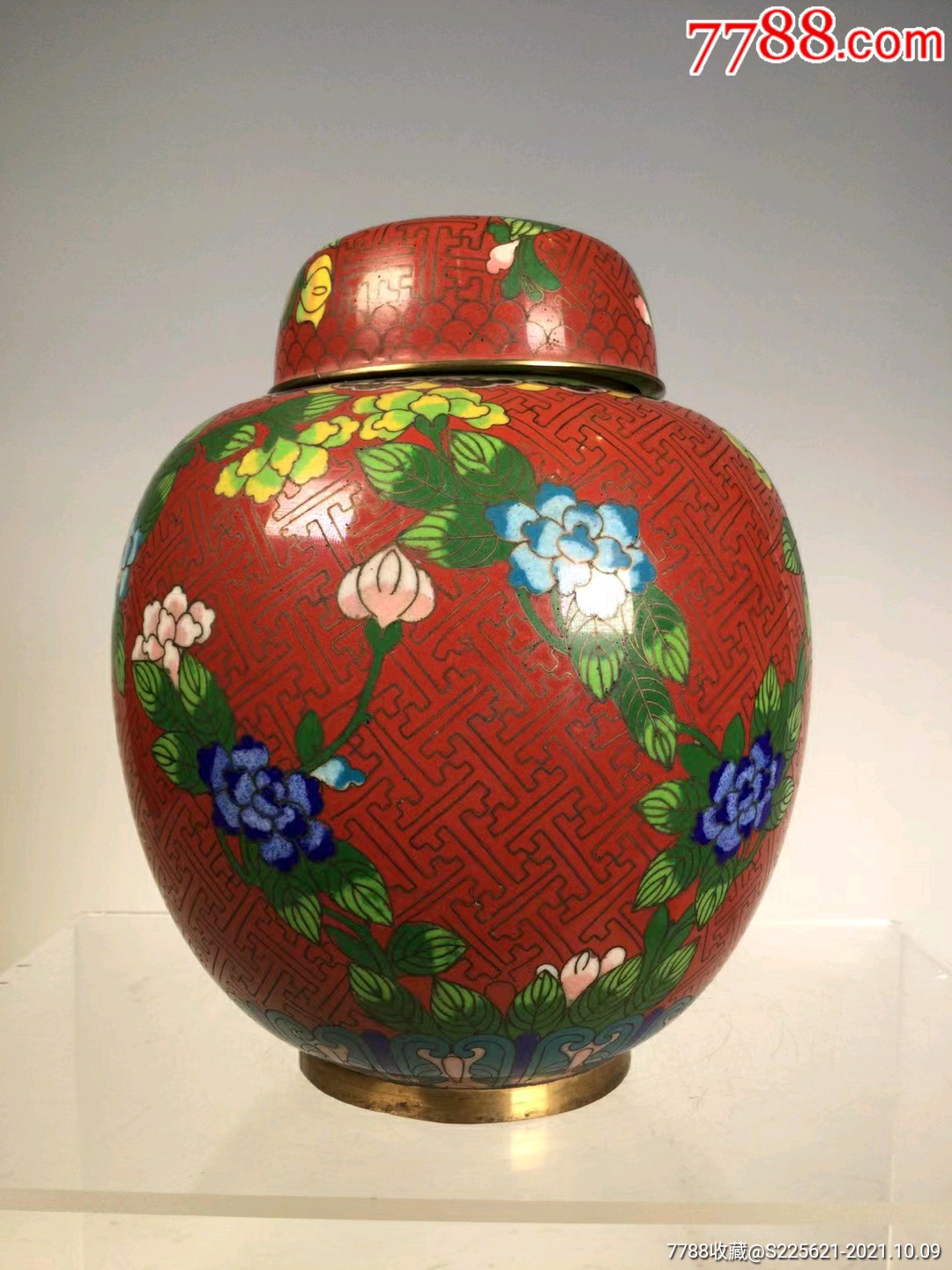 民国景泰蓝红底万寿无疆锦地花卉纹茶叶罐