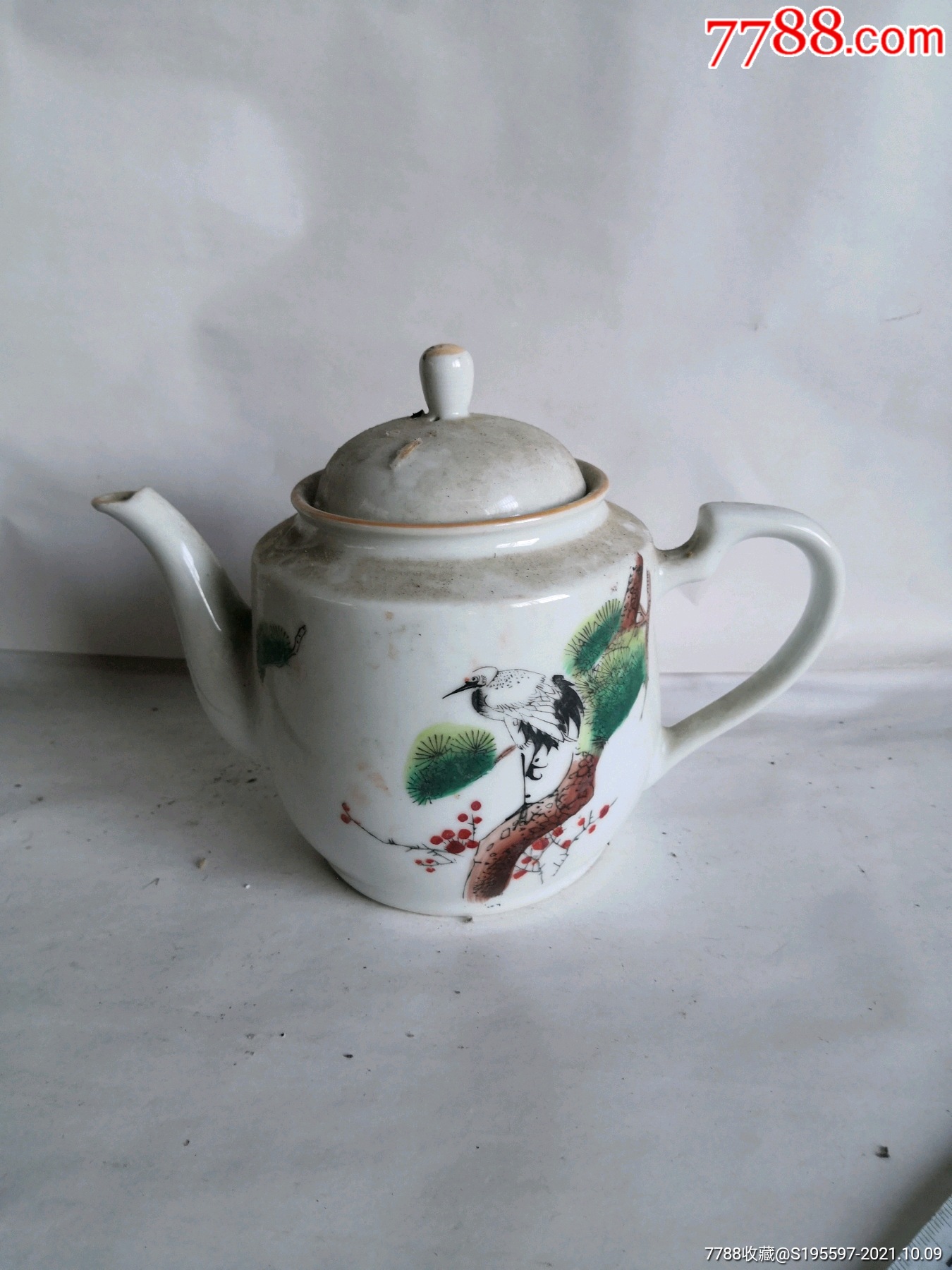 松鹤延年茶壶