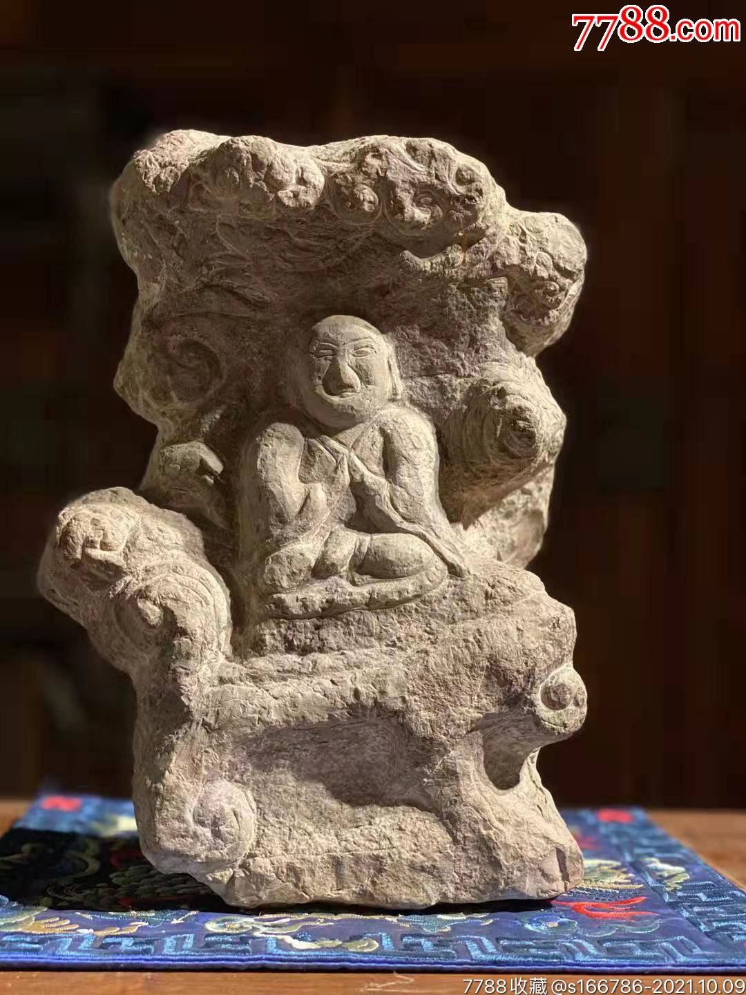 宋元佛像青石源头货尺寸:宽18cm厚10cm高24cm