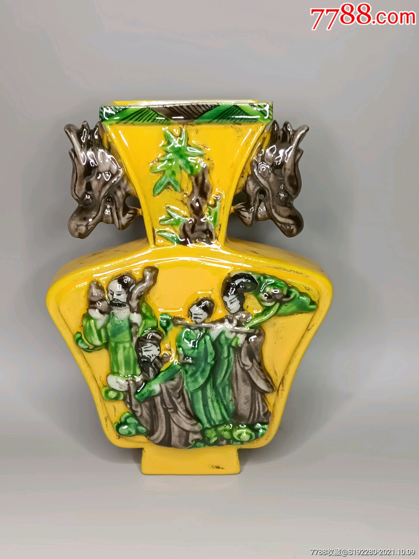 素三彩壁瓶工艺品