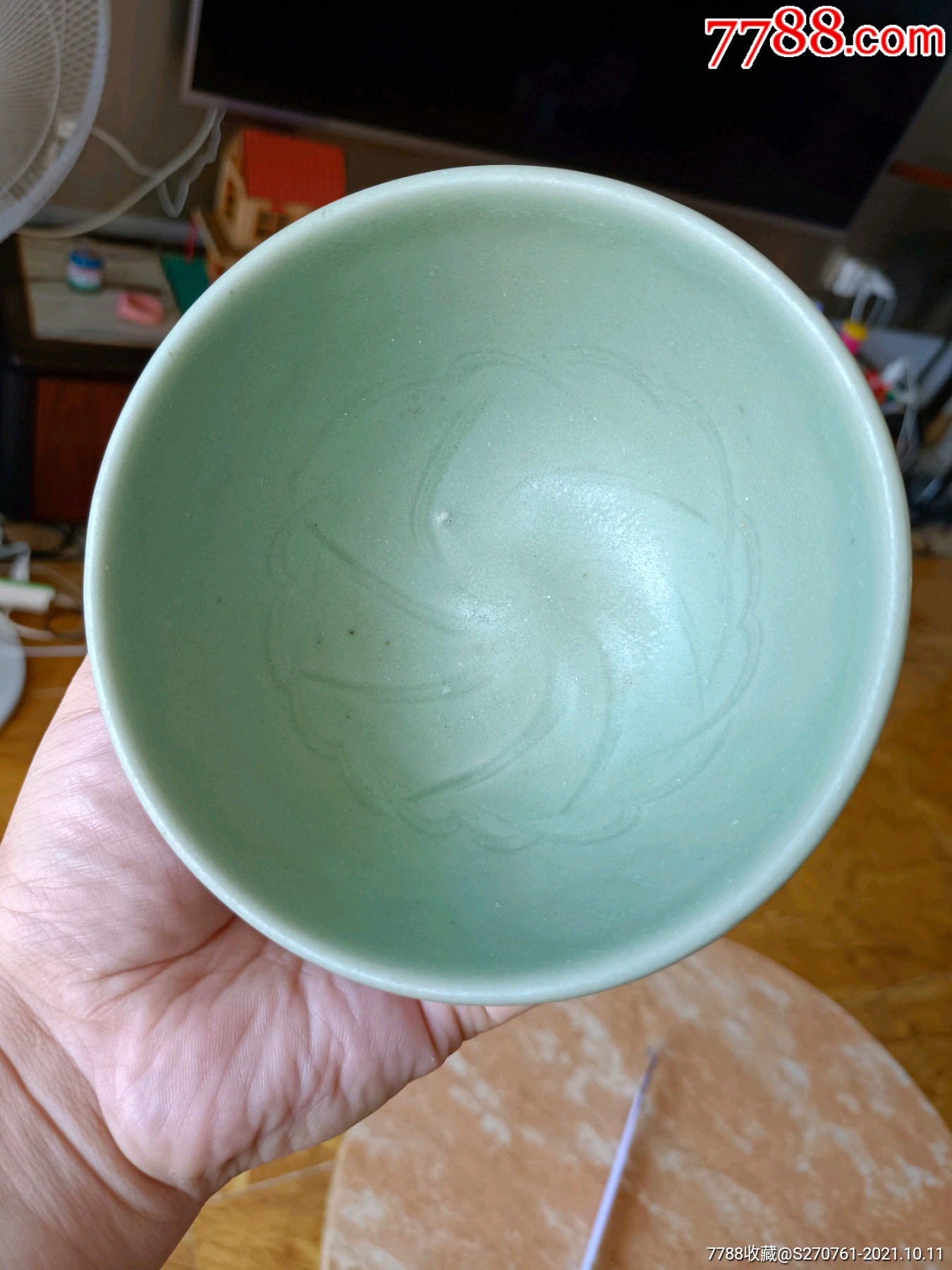 明早期梅子青双面工龙泉碗