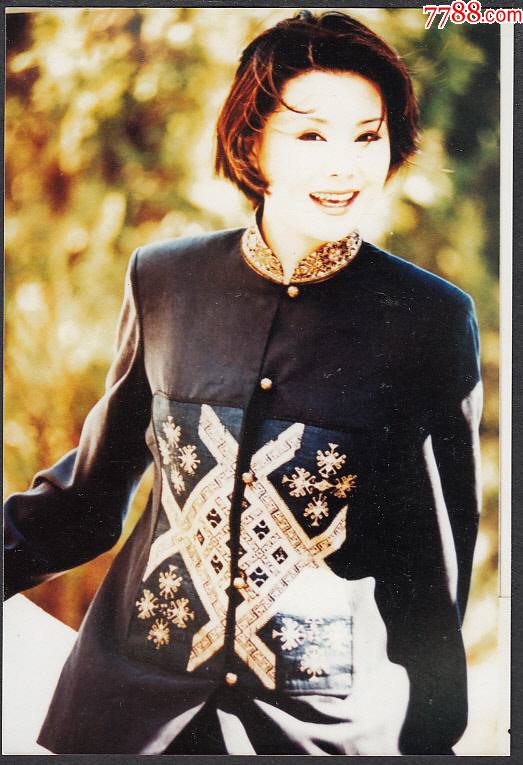 张迈出生1968年图片