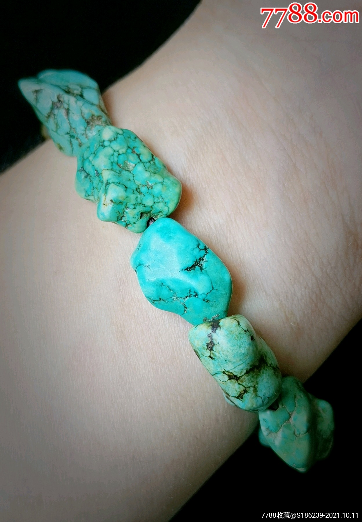 绿松石随形手串规格单颗约长20mm