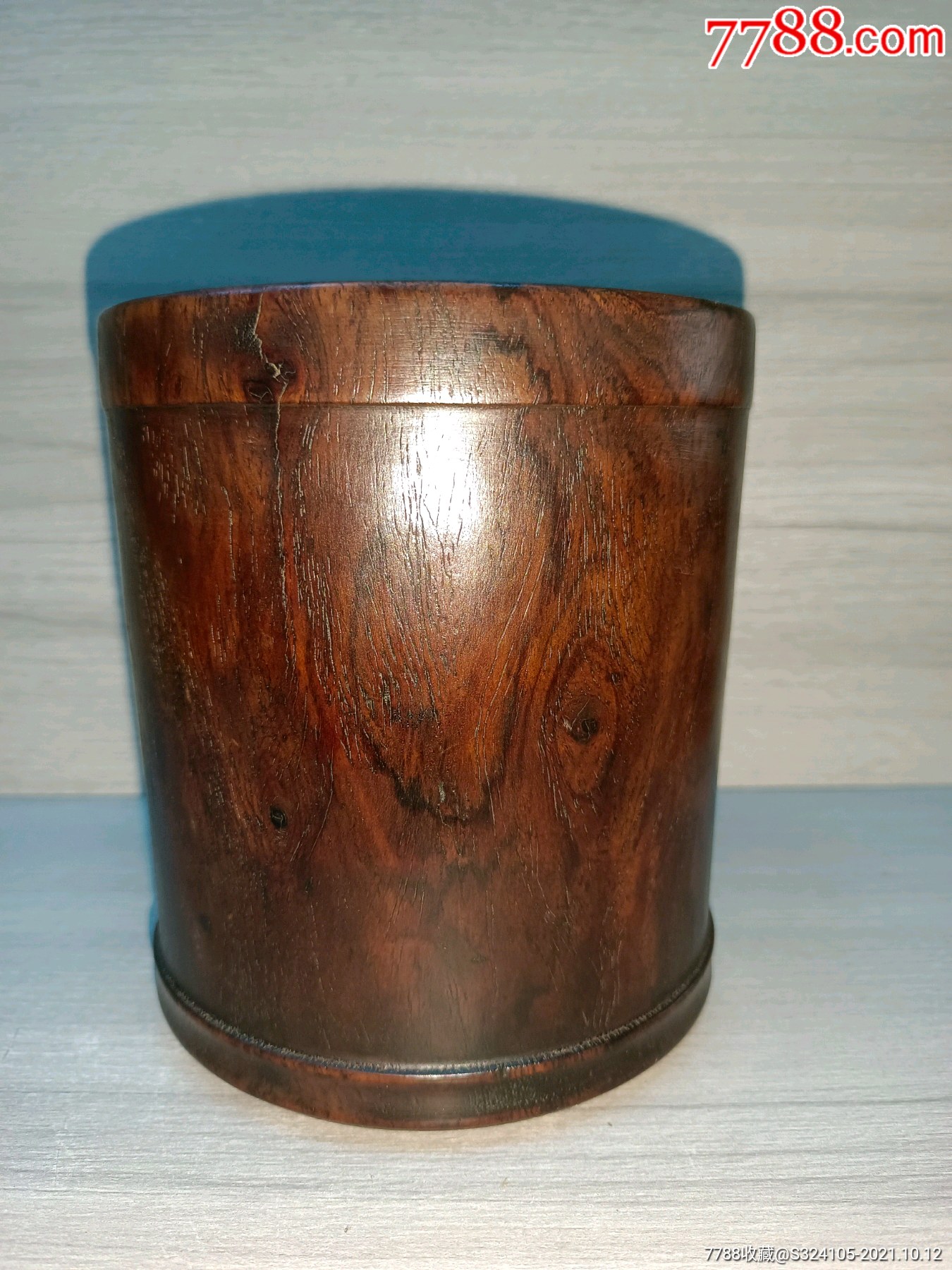 明代黄花梨笔筒