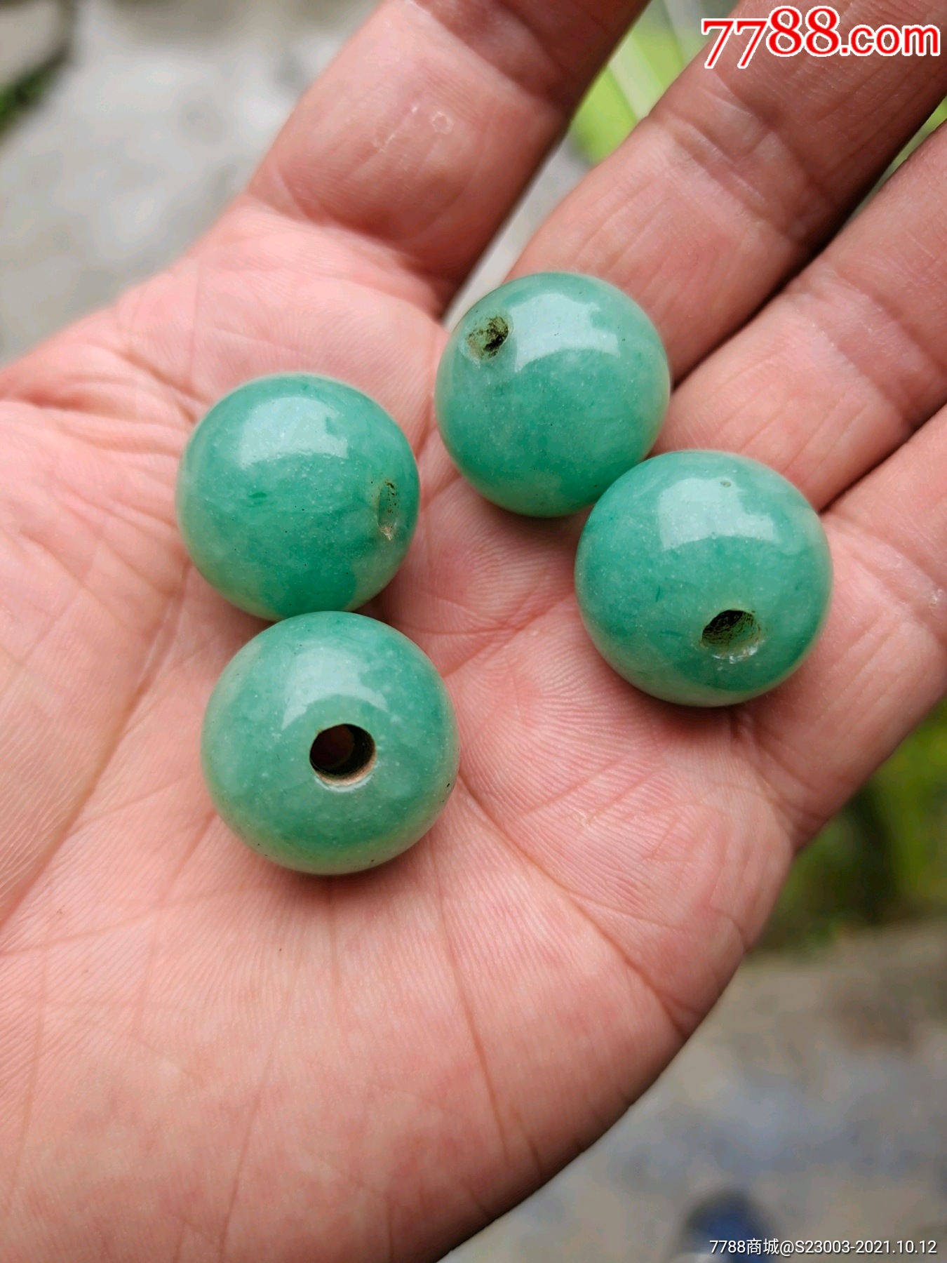 清代琉璃朝珠4颗一套直径2厘米