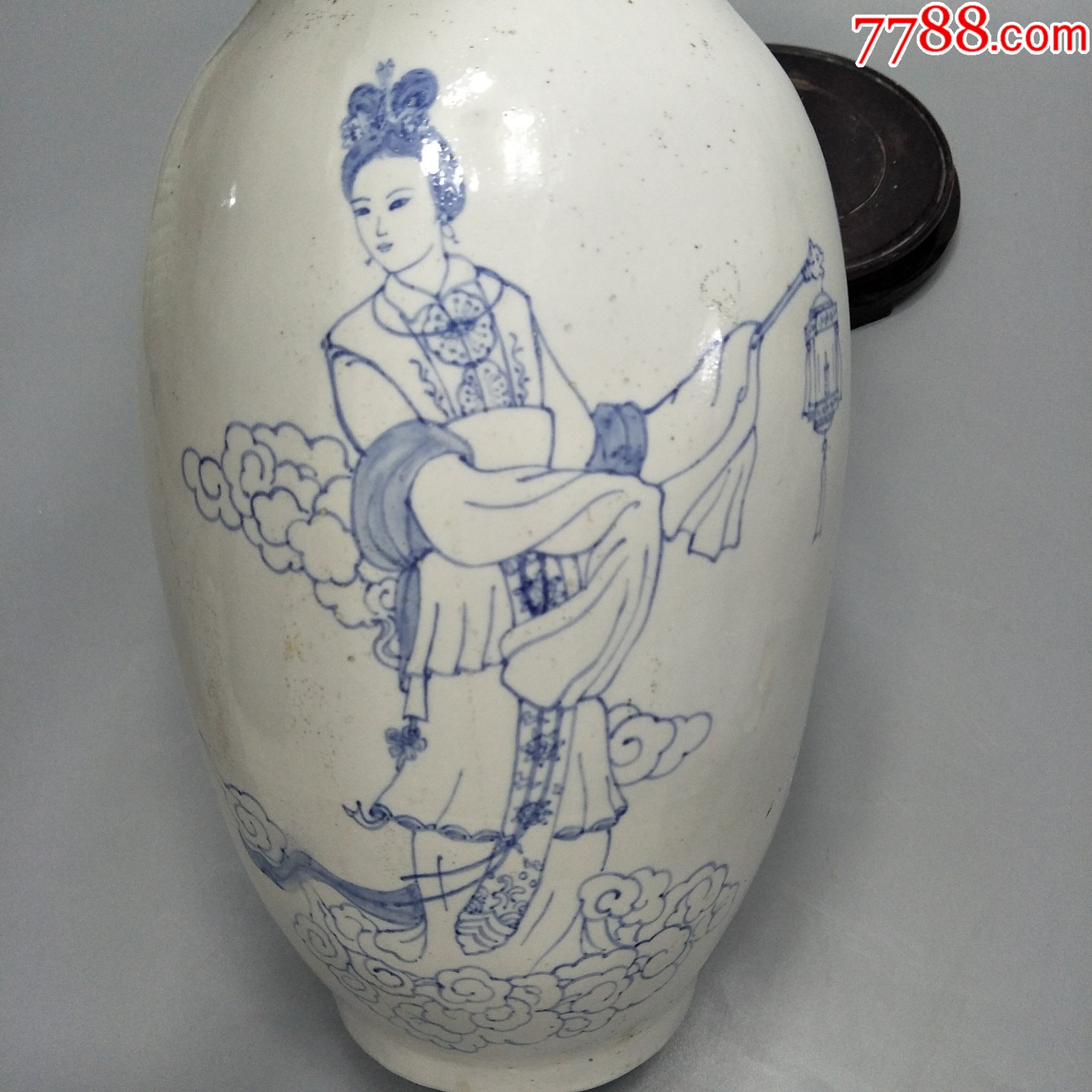 民国启新瓷厂青花淡描人物大瓶一只包老包邮.画工精美包老包邮.