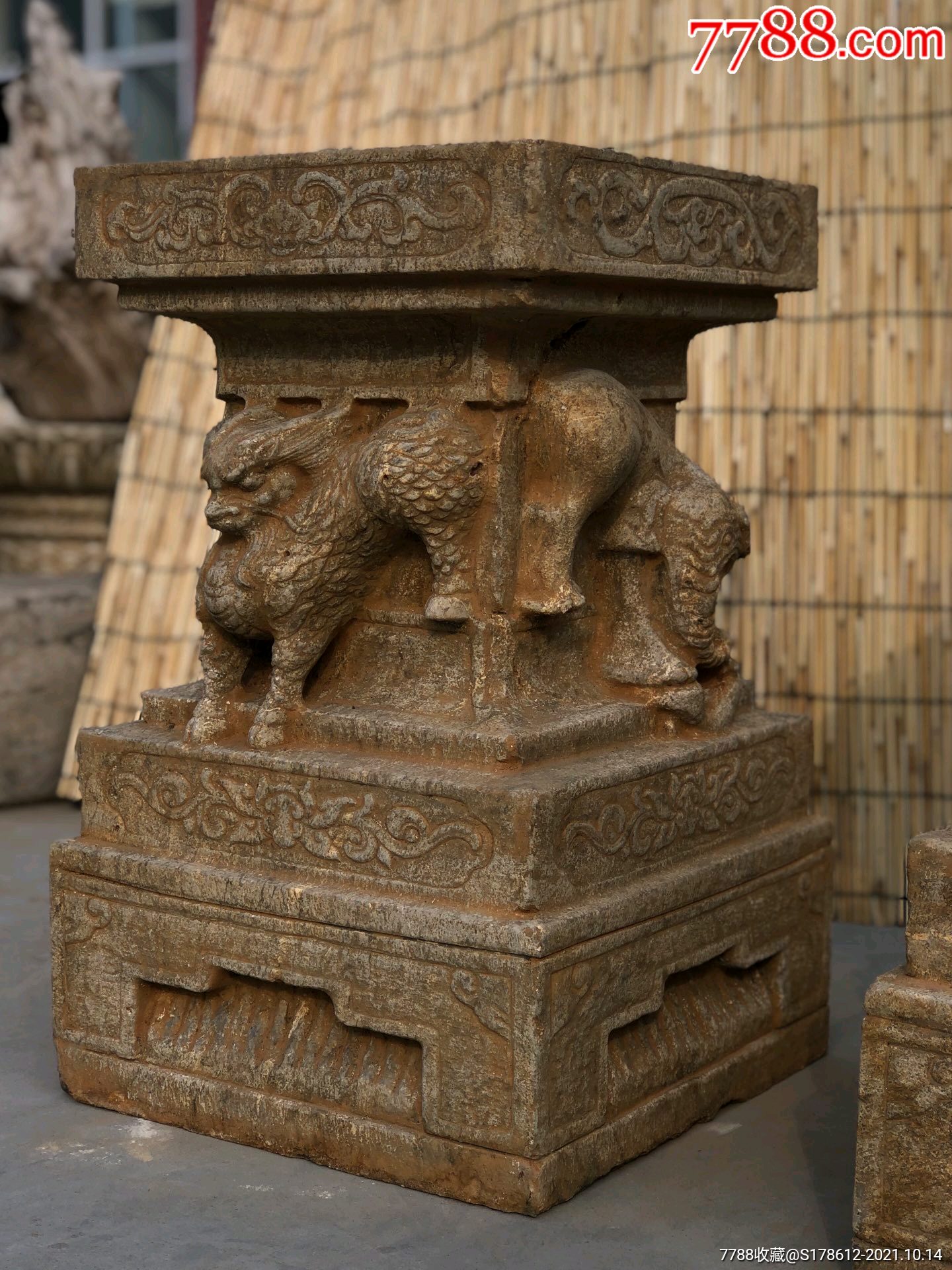 清代青石石墩尺寸高60长40面长30厘米四面工高浮雕寓意吉祥如意雕工非