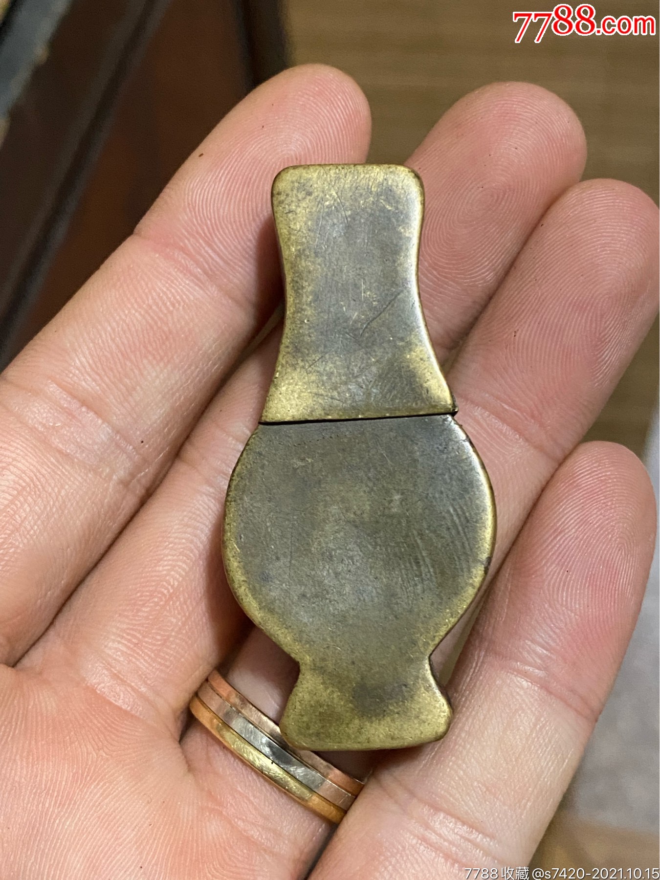 少见清代铜器挂件平平安安