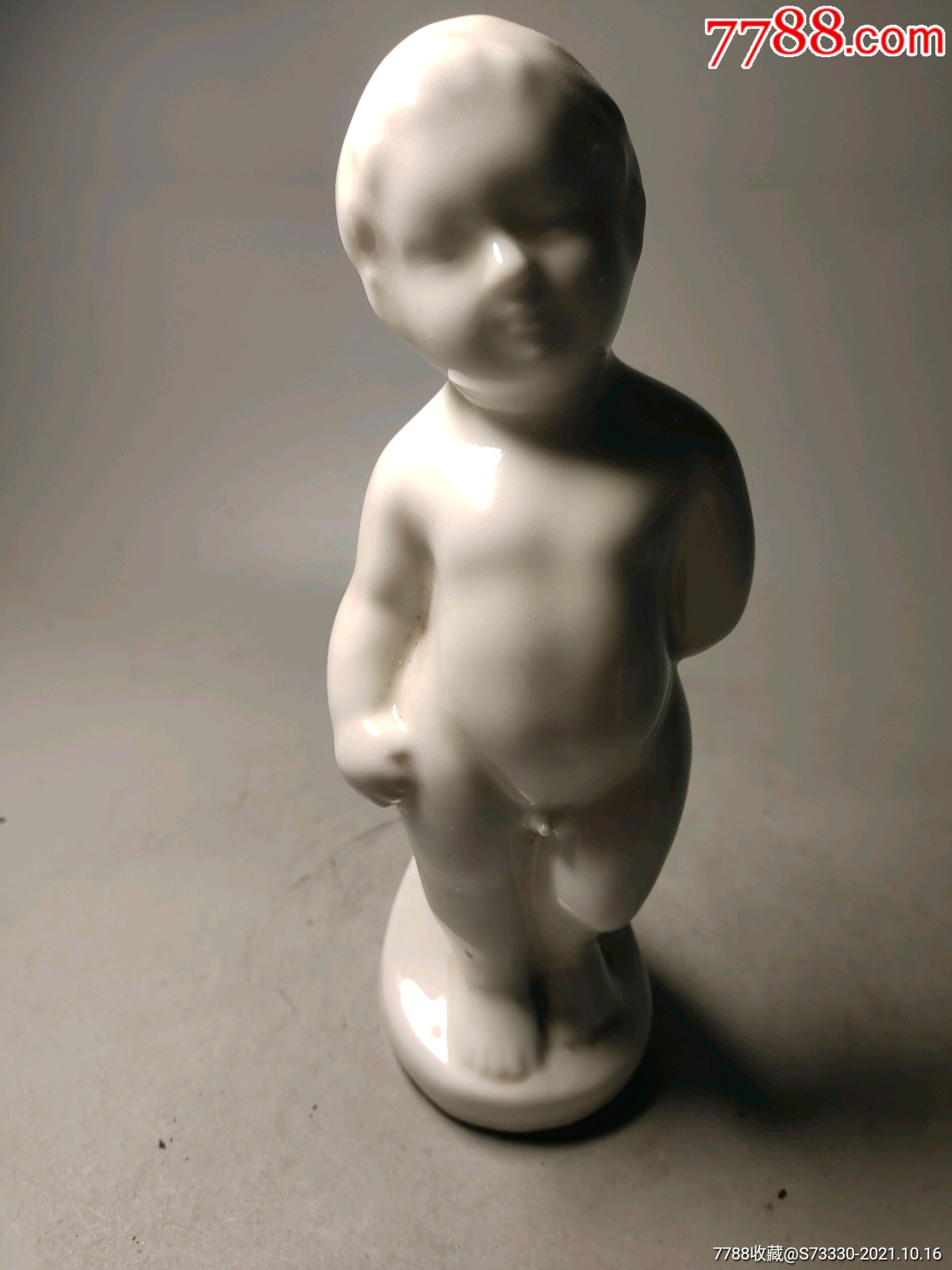 80年代左右雕塑瓷光屁股的小孩