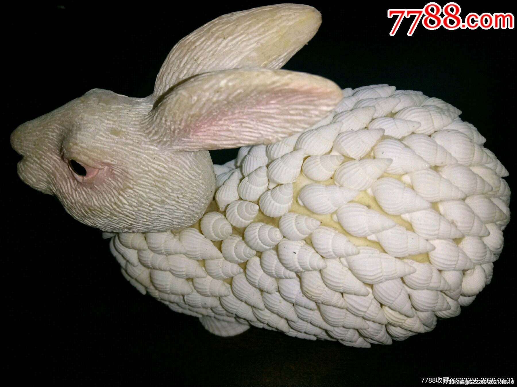 老玩具贝雕小白兔