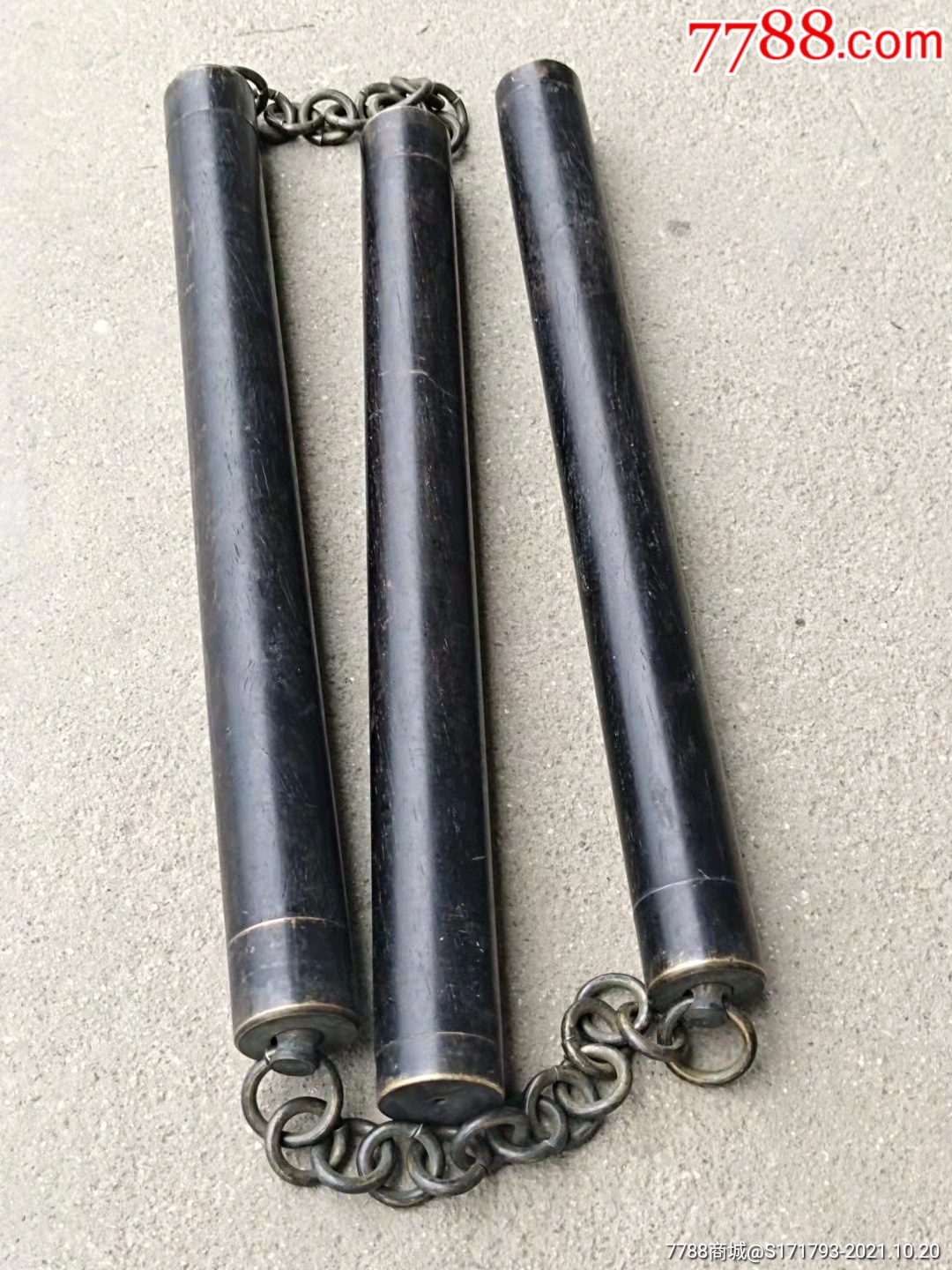 民国老檀木三节棍镶铜件