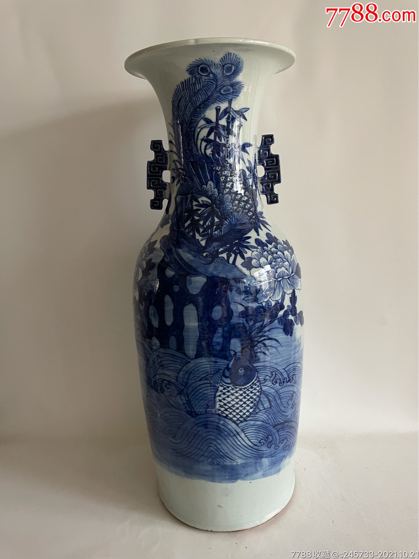 清中期青花锦鸡牡丹鱼跃龙门纹双耳大瓶_青花瓷_图片鉴别_收藏价值