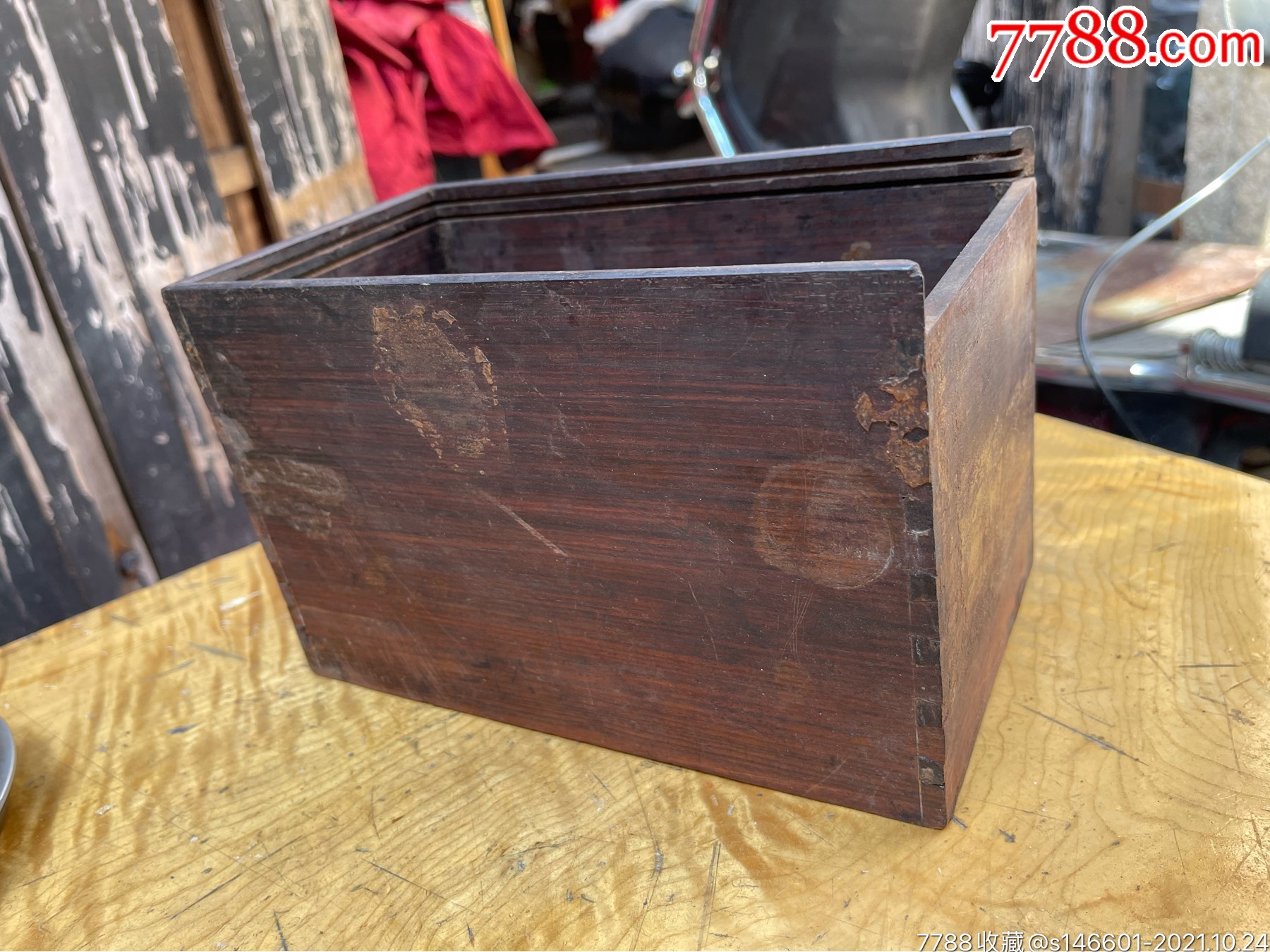 老红木盒子缺盖子尺寸234*135*15cm!