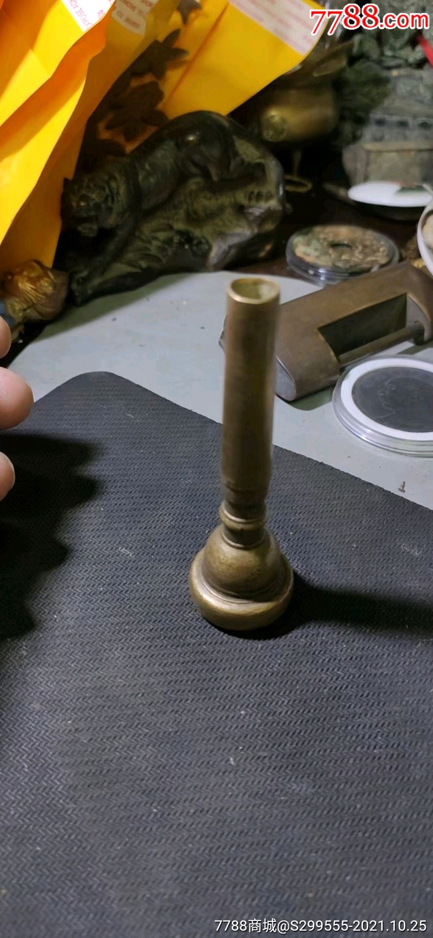 民国老铜香插如图完整包浆漂亮68