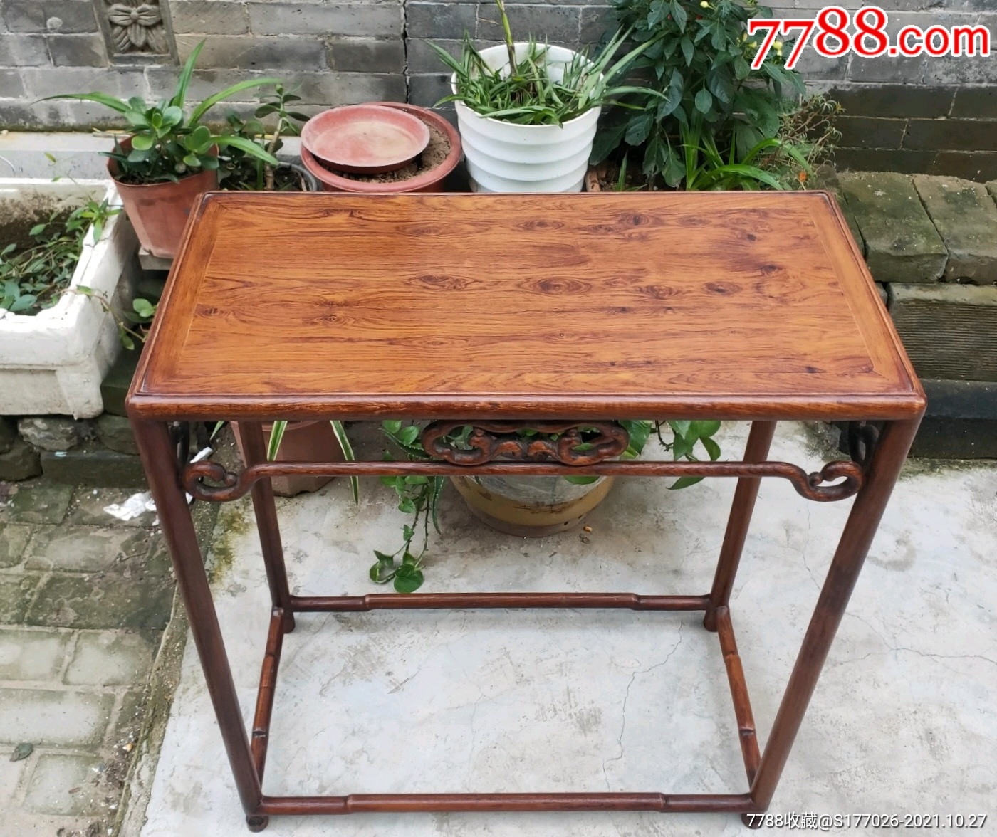 明代黄花梨供桌书桌满鬼脸