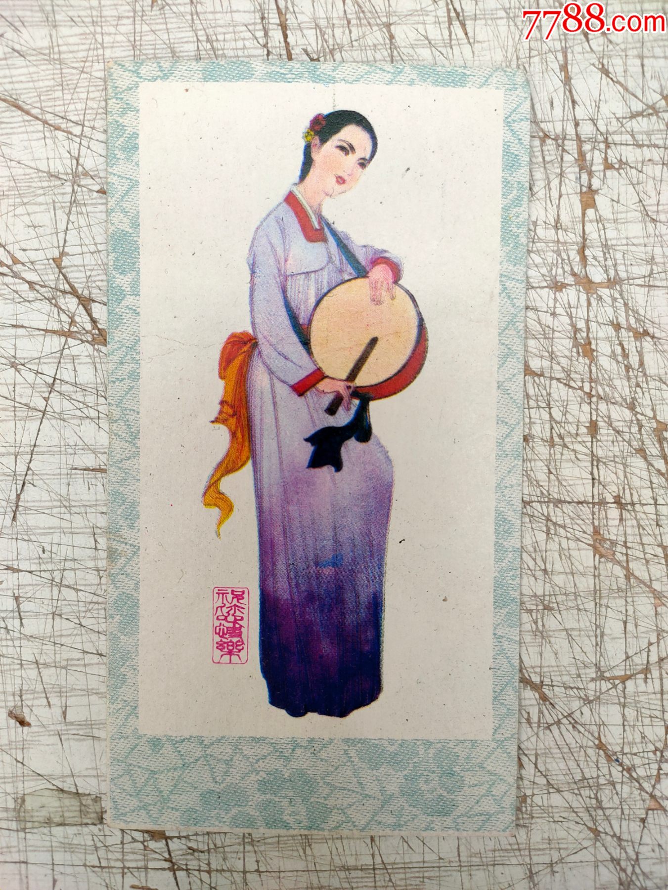朝鲜族敲鼓的姑娘