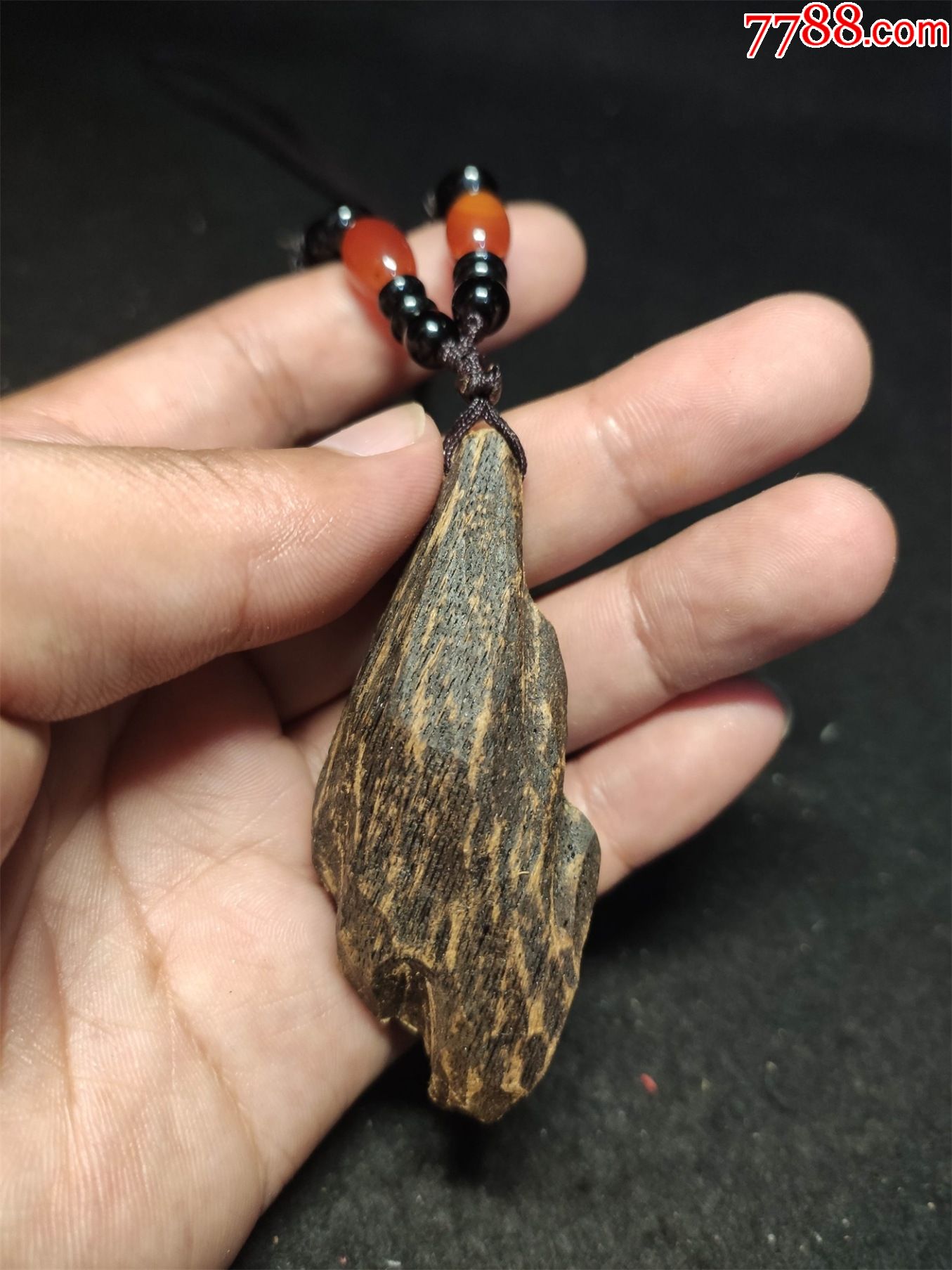 沉香木挂件特价