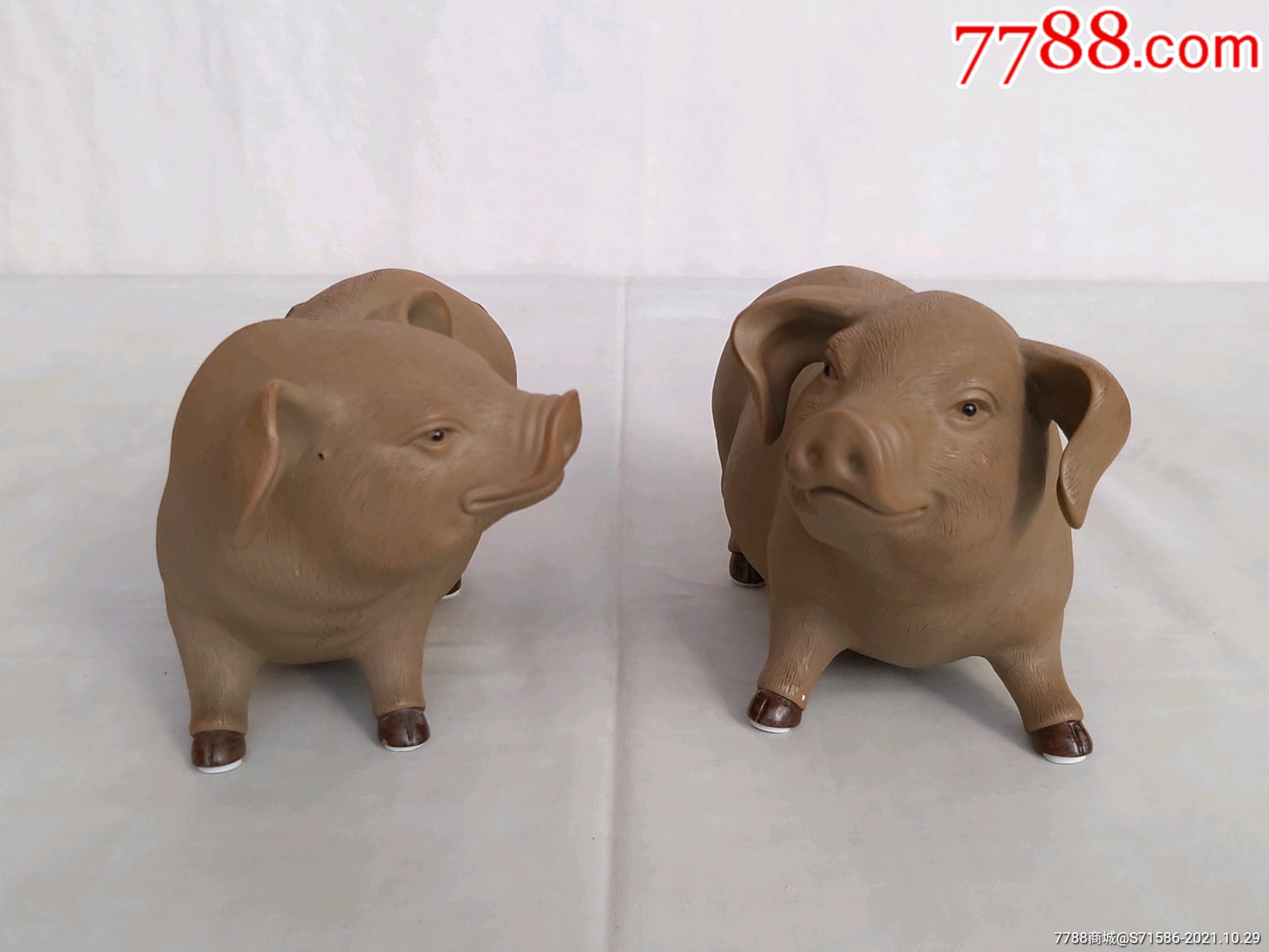 石湾窑大师霍兰生肖猪作品(招财猪)