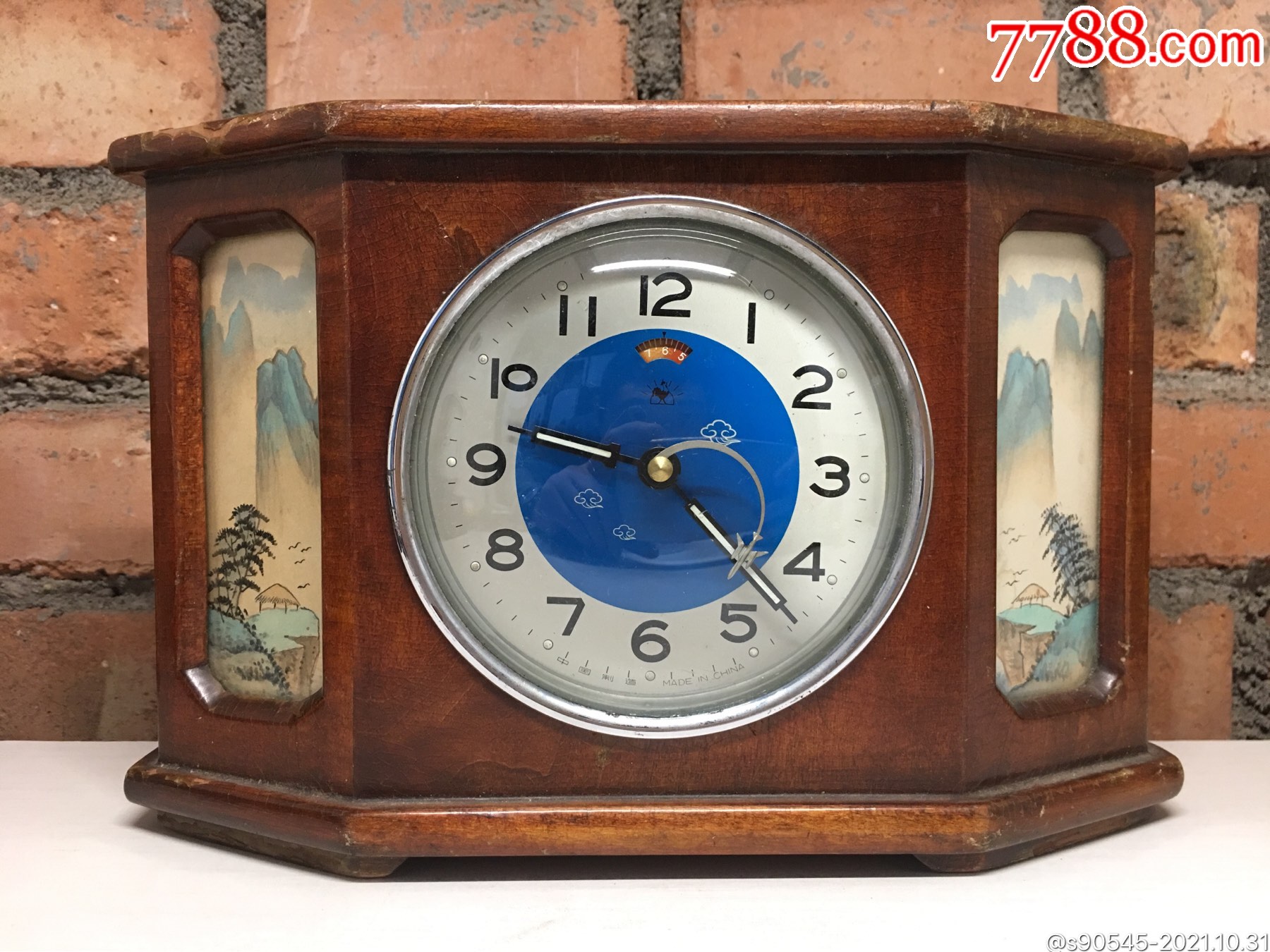 好品金鸡牌木壳闹钟