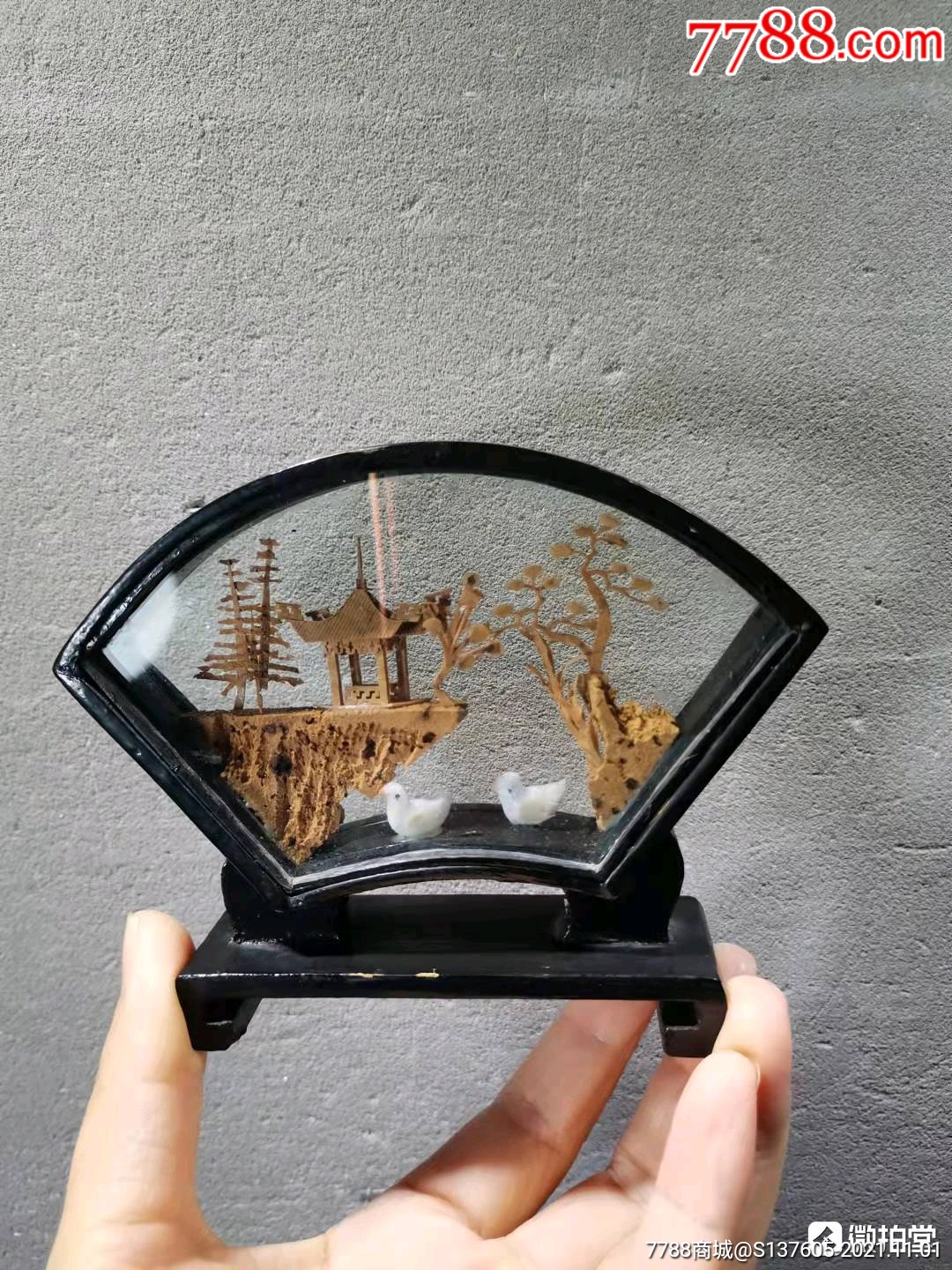 早期微雕美术工艺品