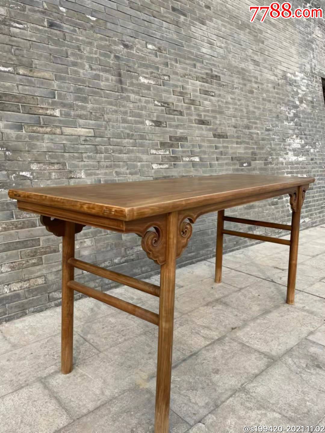 老榆木画案做工简洁线条流畅结实牢固