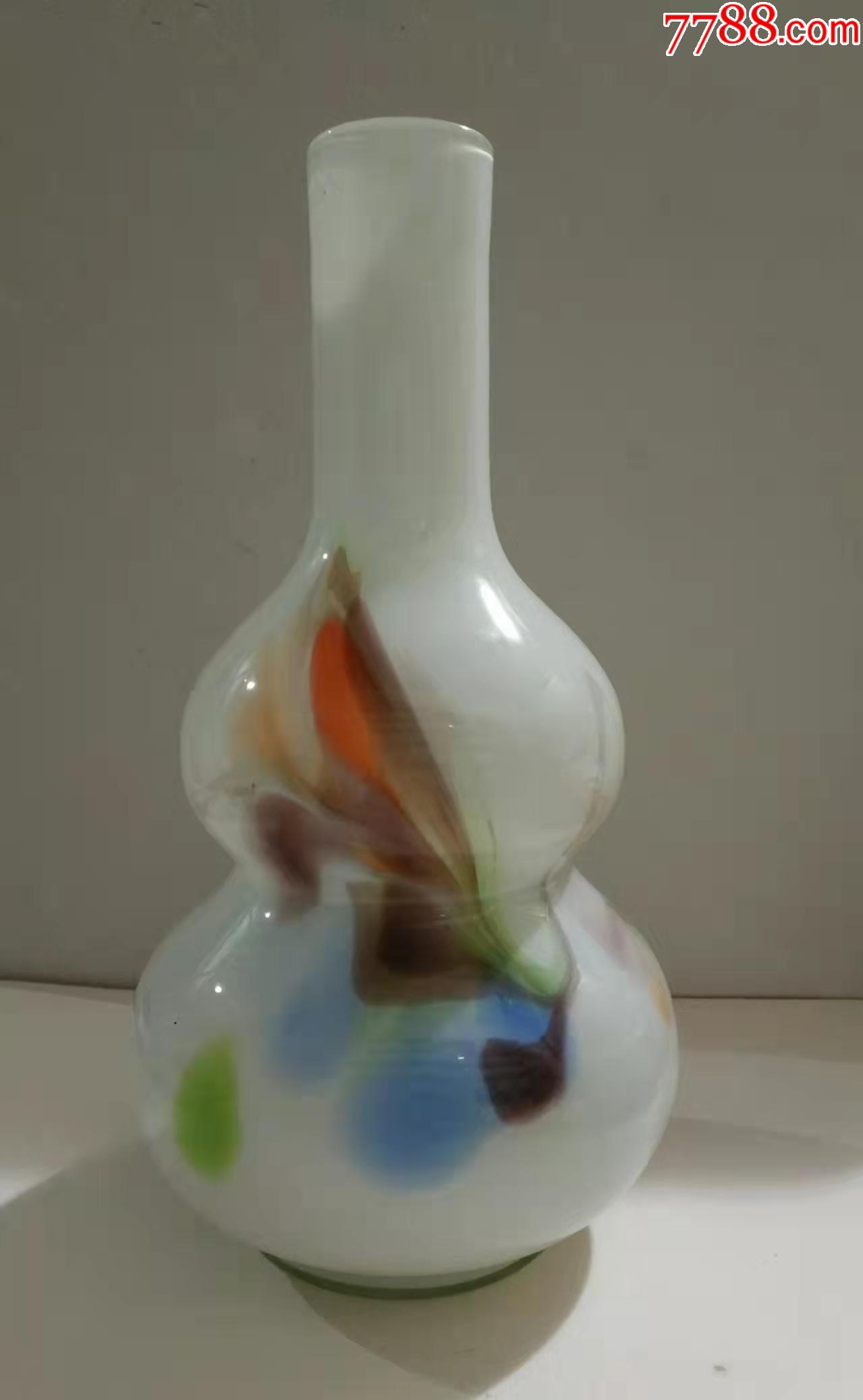 七彩绞釉葫芦型玻璃花瓶少见
