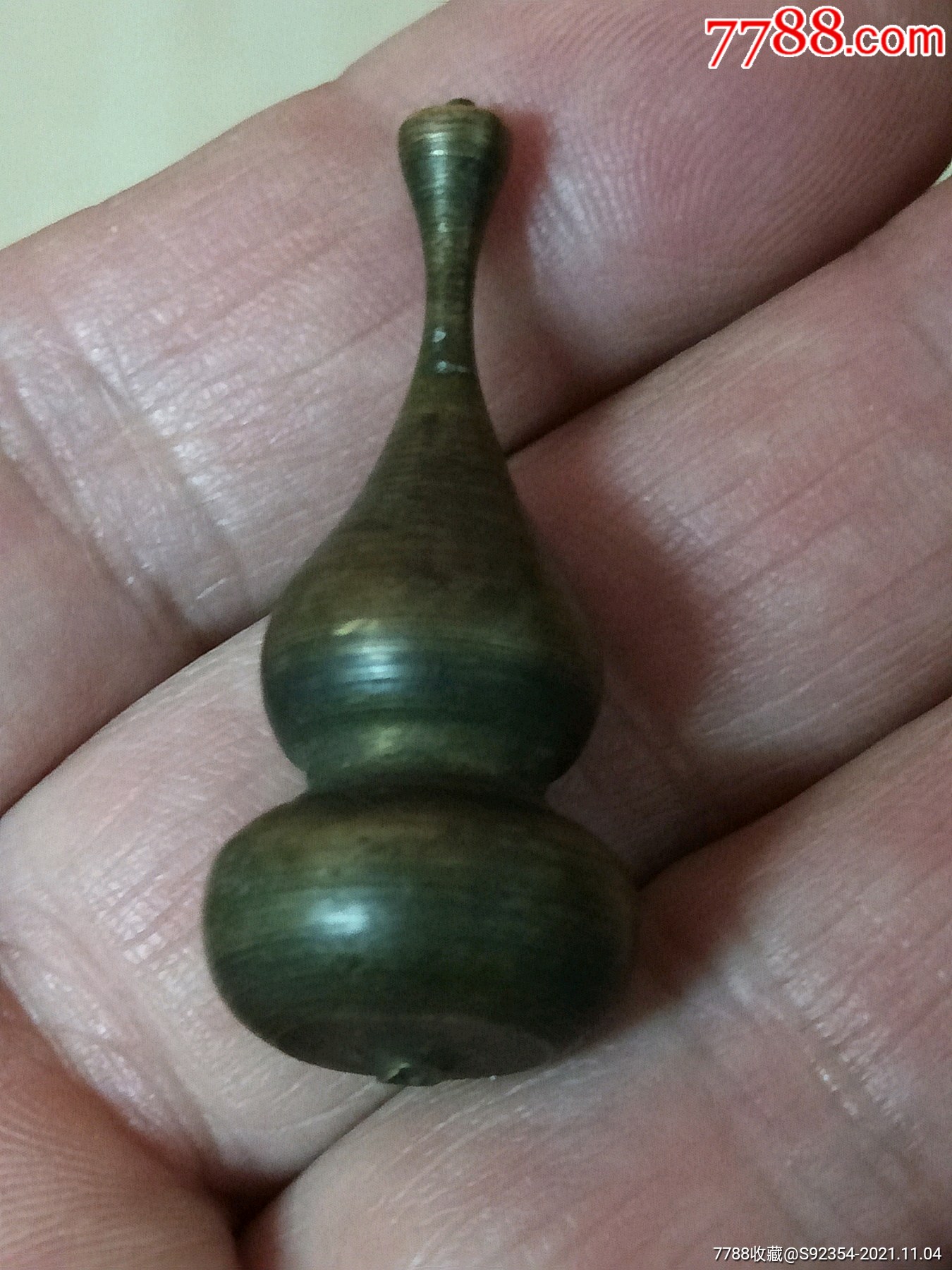 早期实心铜葫芦