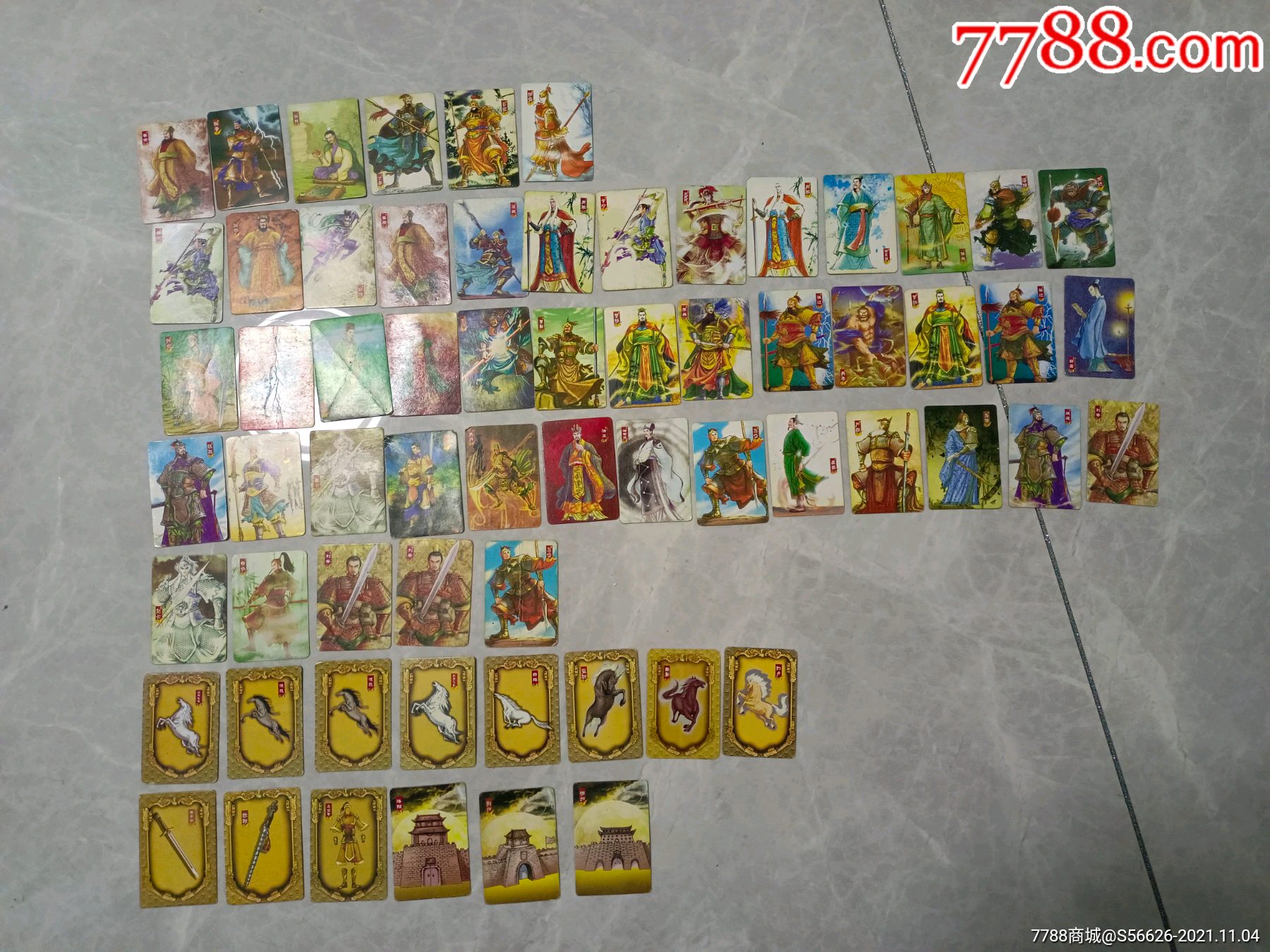 食品卡动漫卡华丰方便面三国卡一堆