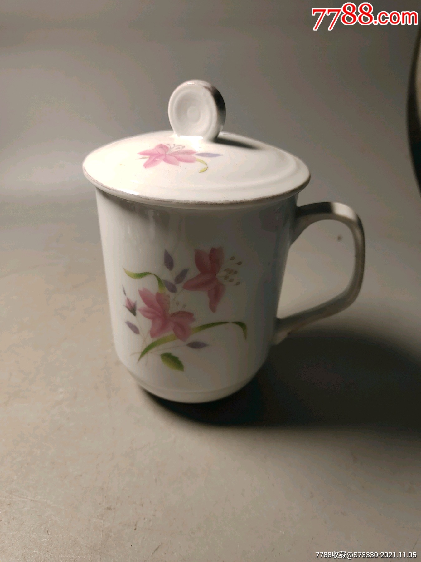 90年代以后景德镇玉凤牌花卉盖杯一只3