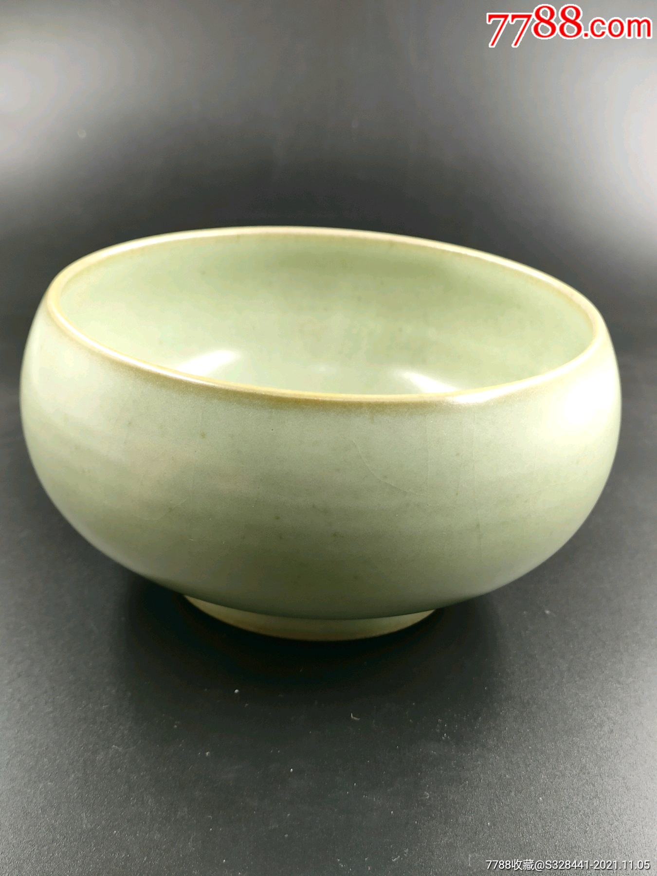 汝瓷小碗