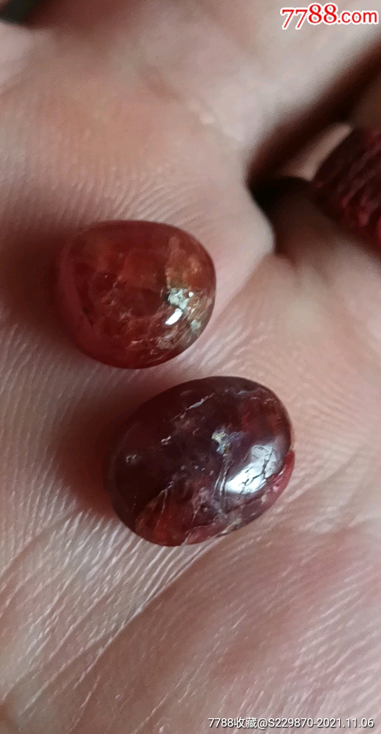 明清老碧玺两个一个红色一个粉色