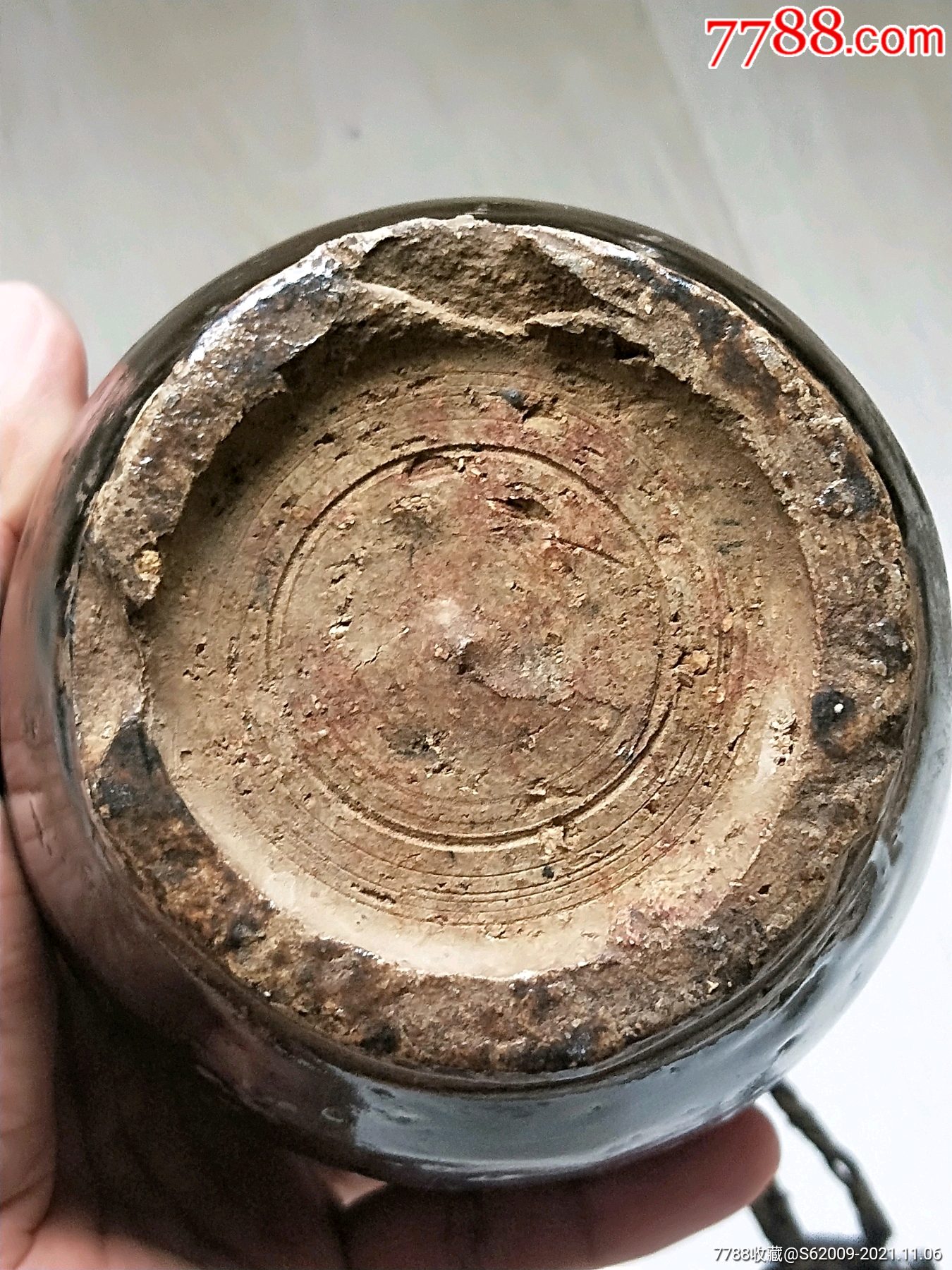 元明时期北方窑囗黑釉梅瓶