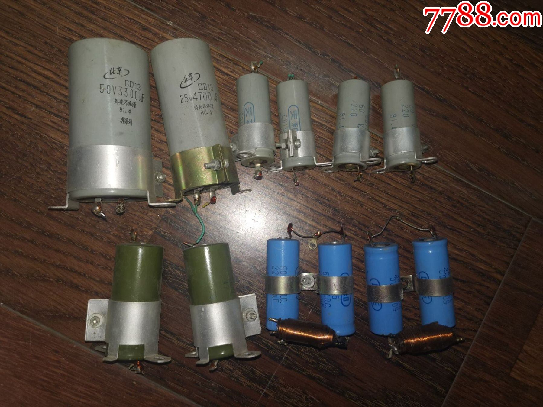 电解电容12只