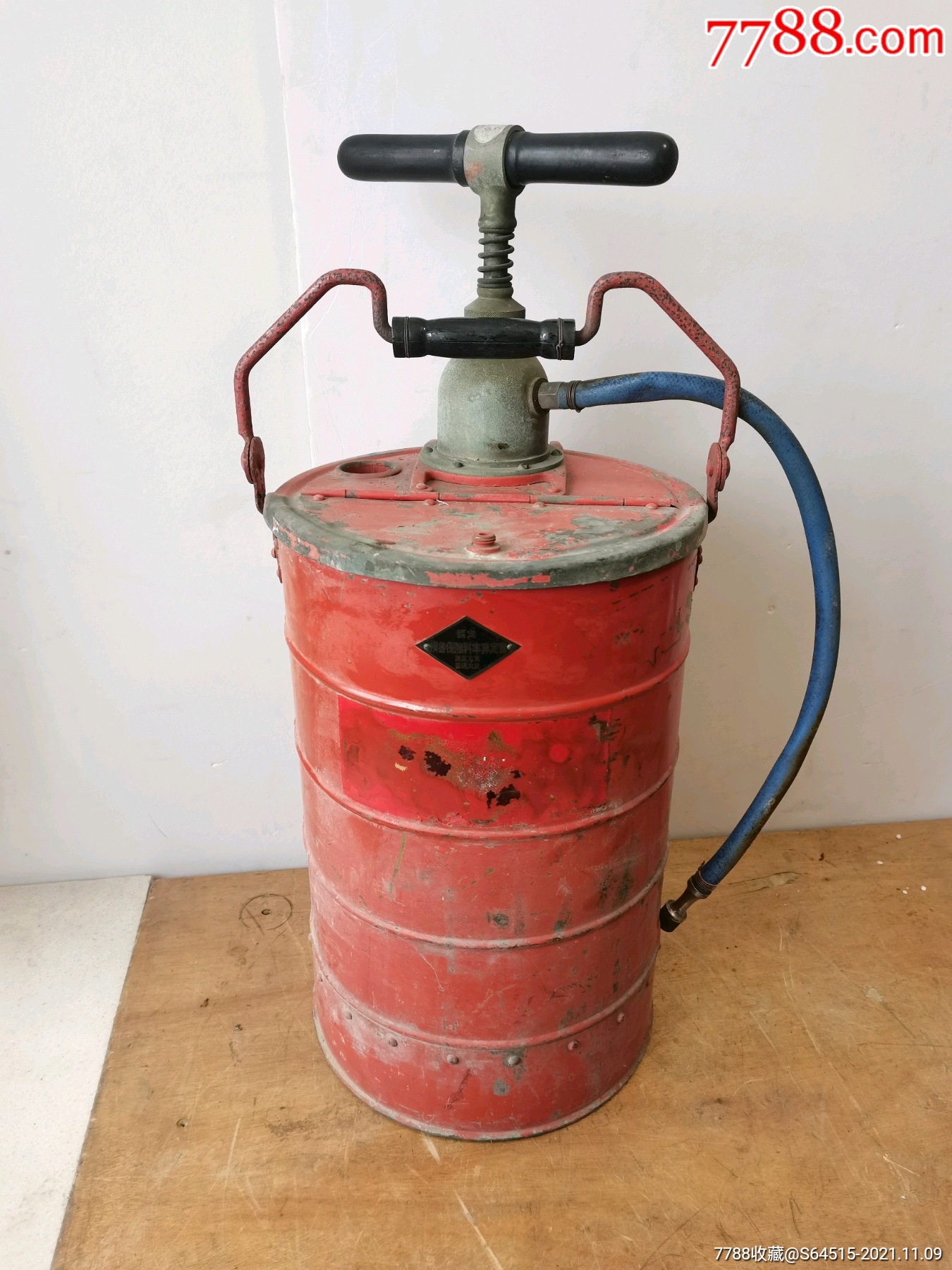 老灭火器老消防器械老消防枪消防水龙救火队工具