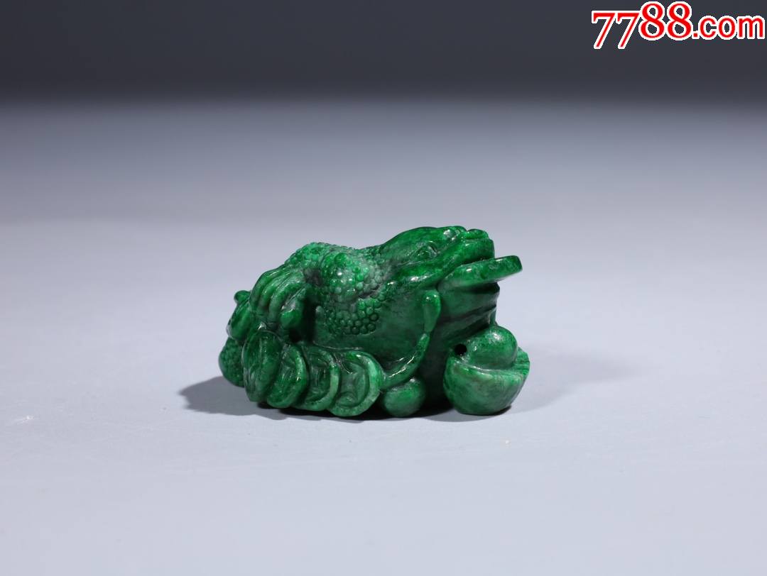 翡翠三足金蟾把件a84s52f