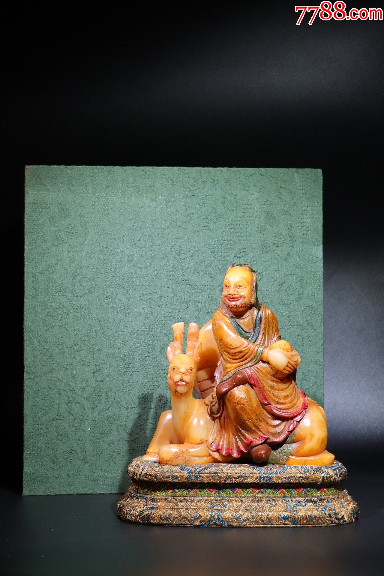 旧藏老寿山石田黄骑鹿罗汉摆件a91s85f