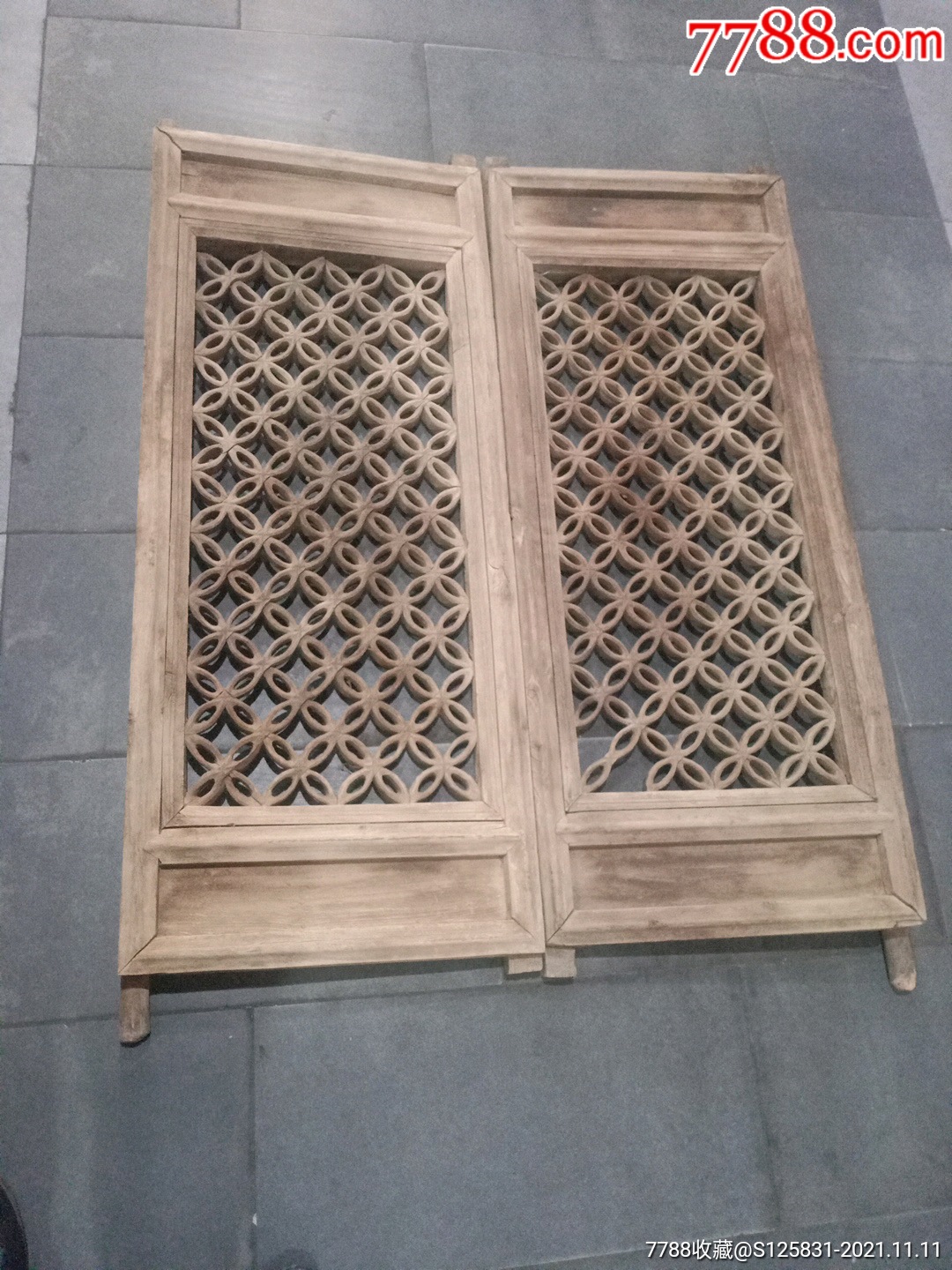 清代拉钱纹窗户一对