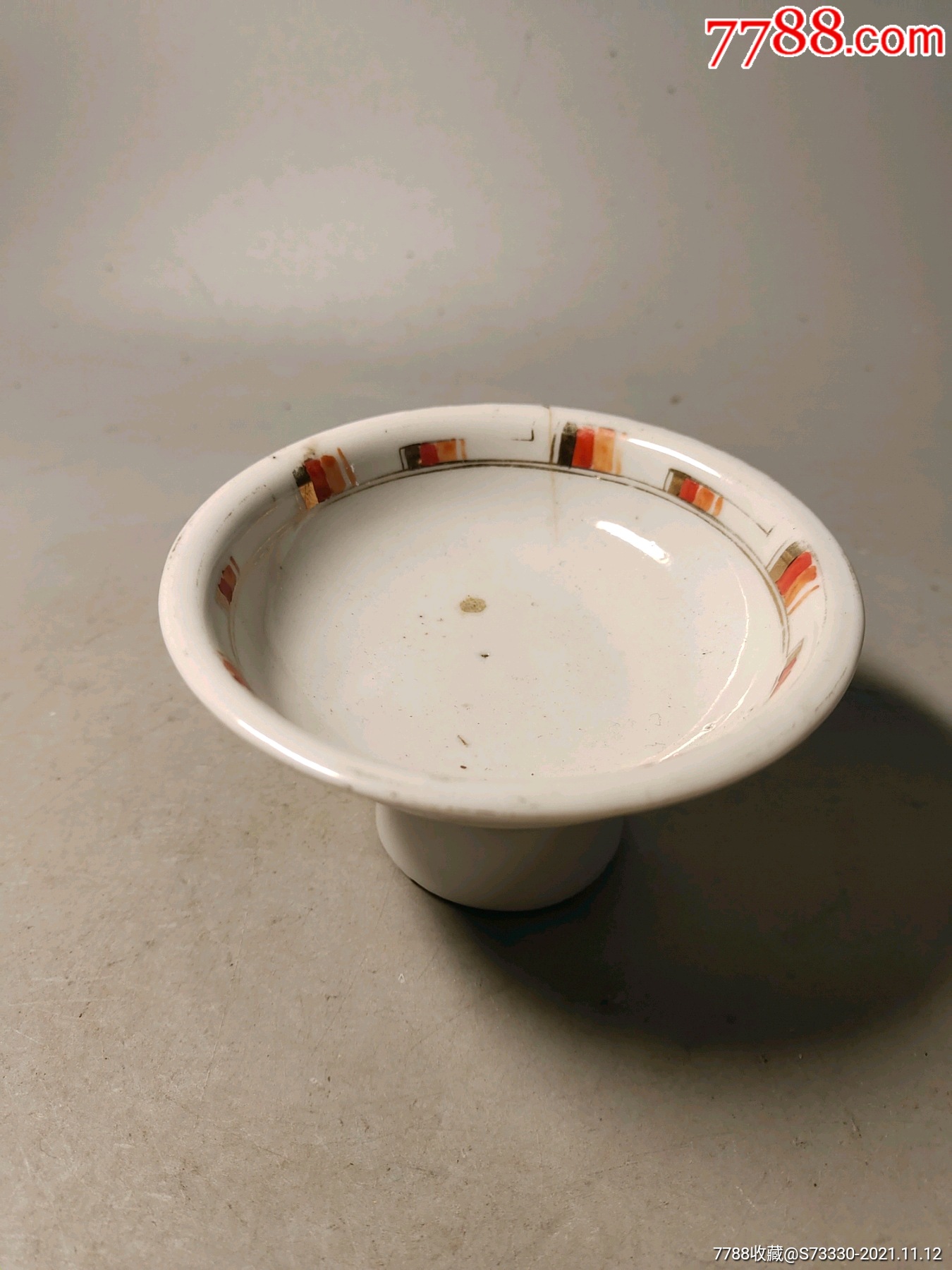 民国描金高足杯一只线