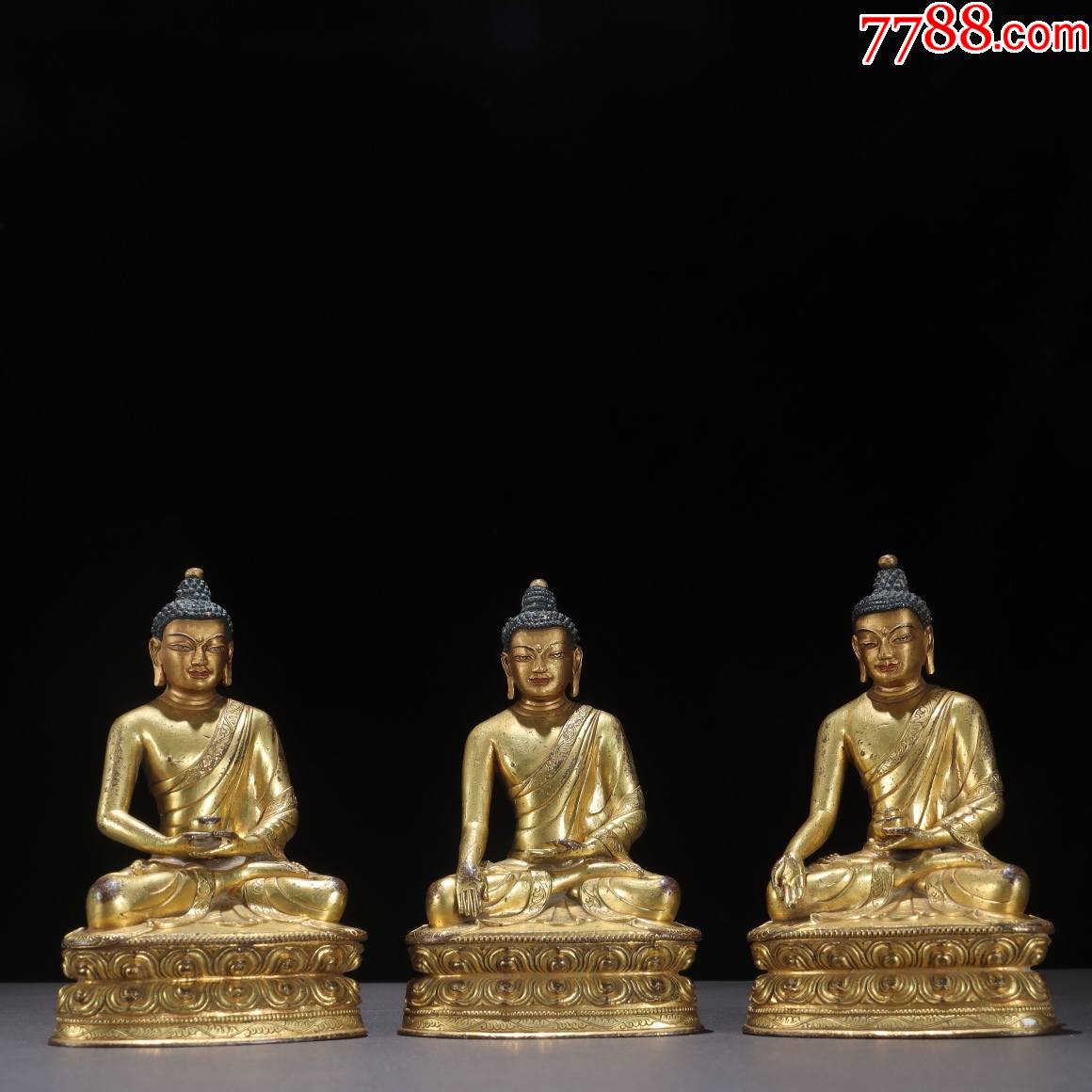 旧藏铜鎏金三宝佛造像
